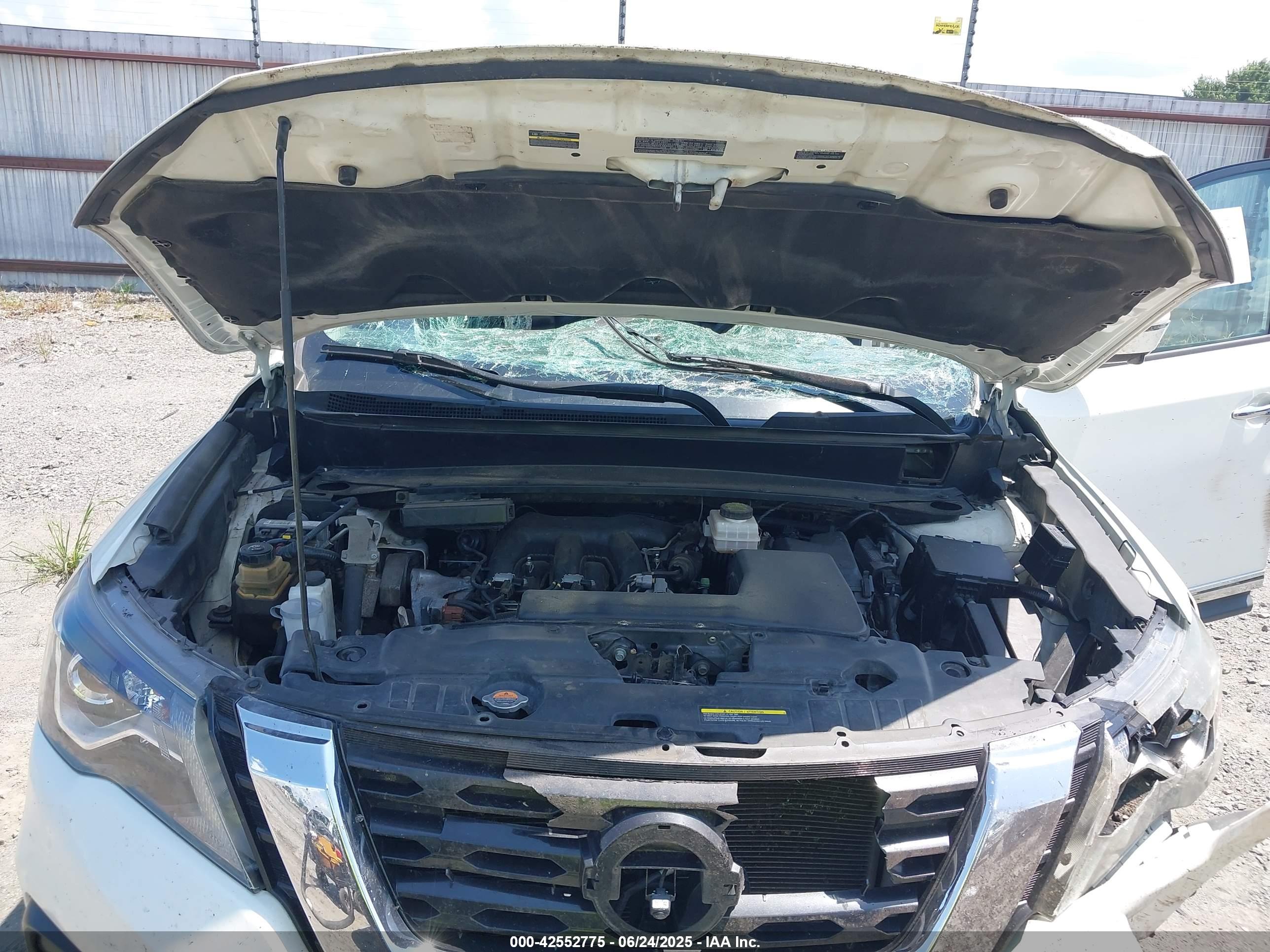 NISSAN PATHFINDER image 10