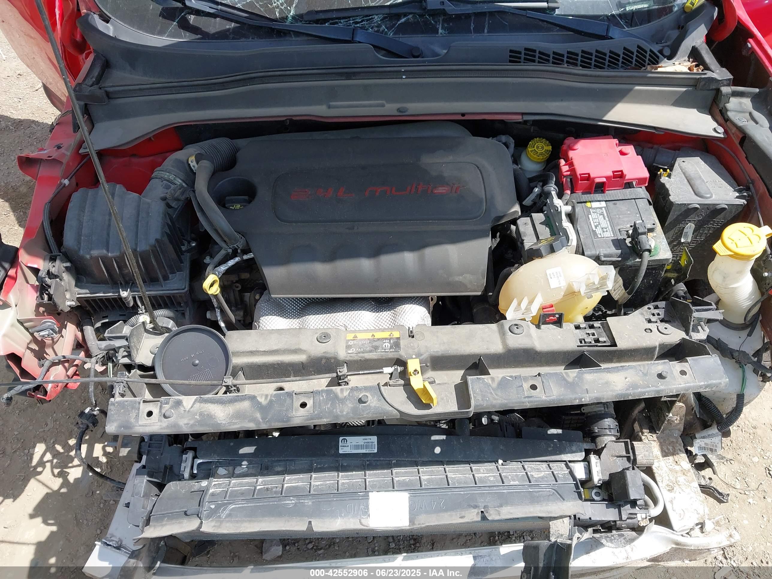 JEEP RENEGADE image 10