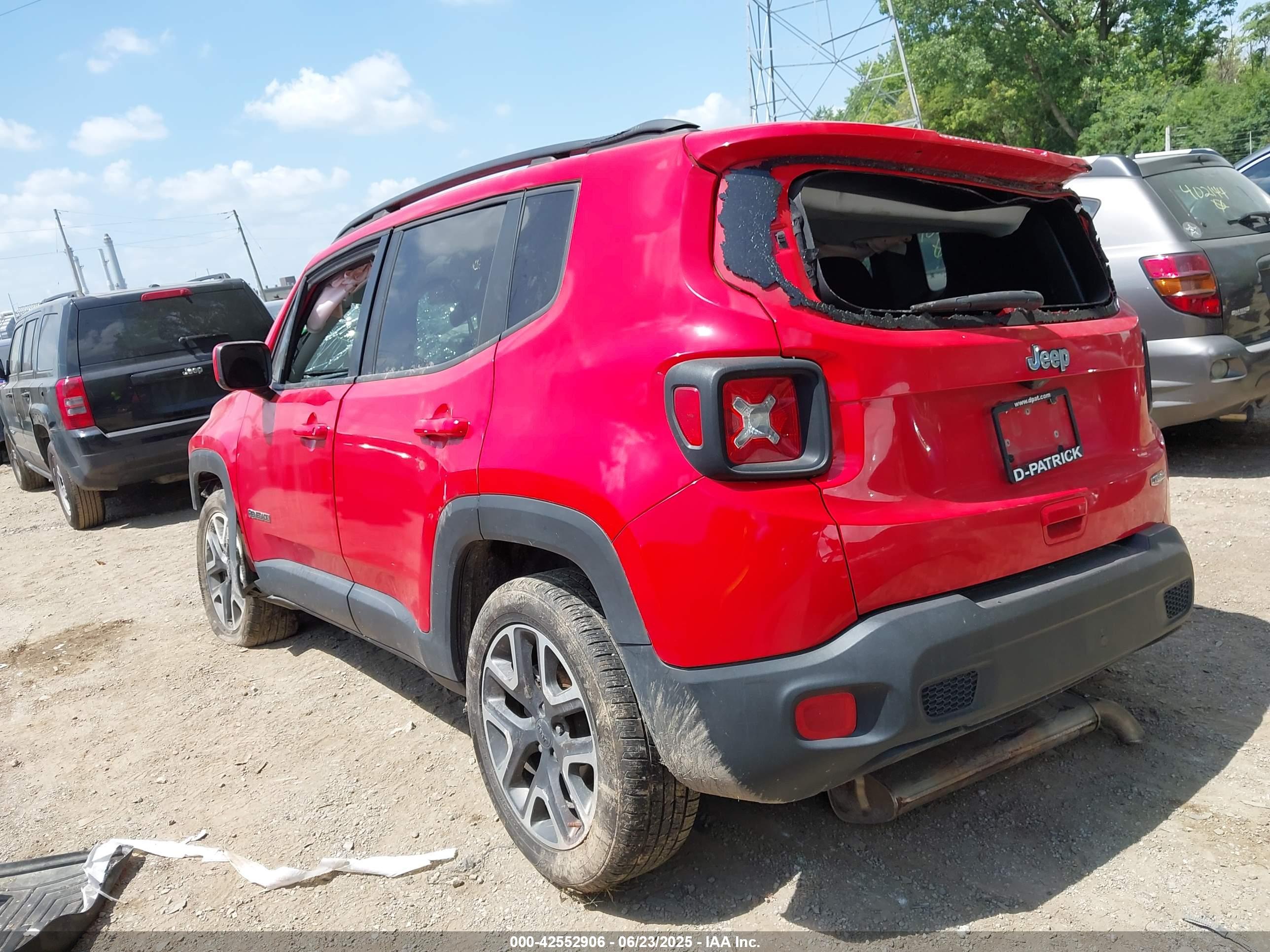 JEEP RENEGADE image 3