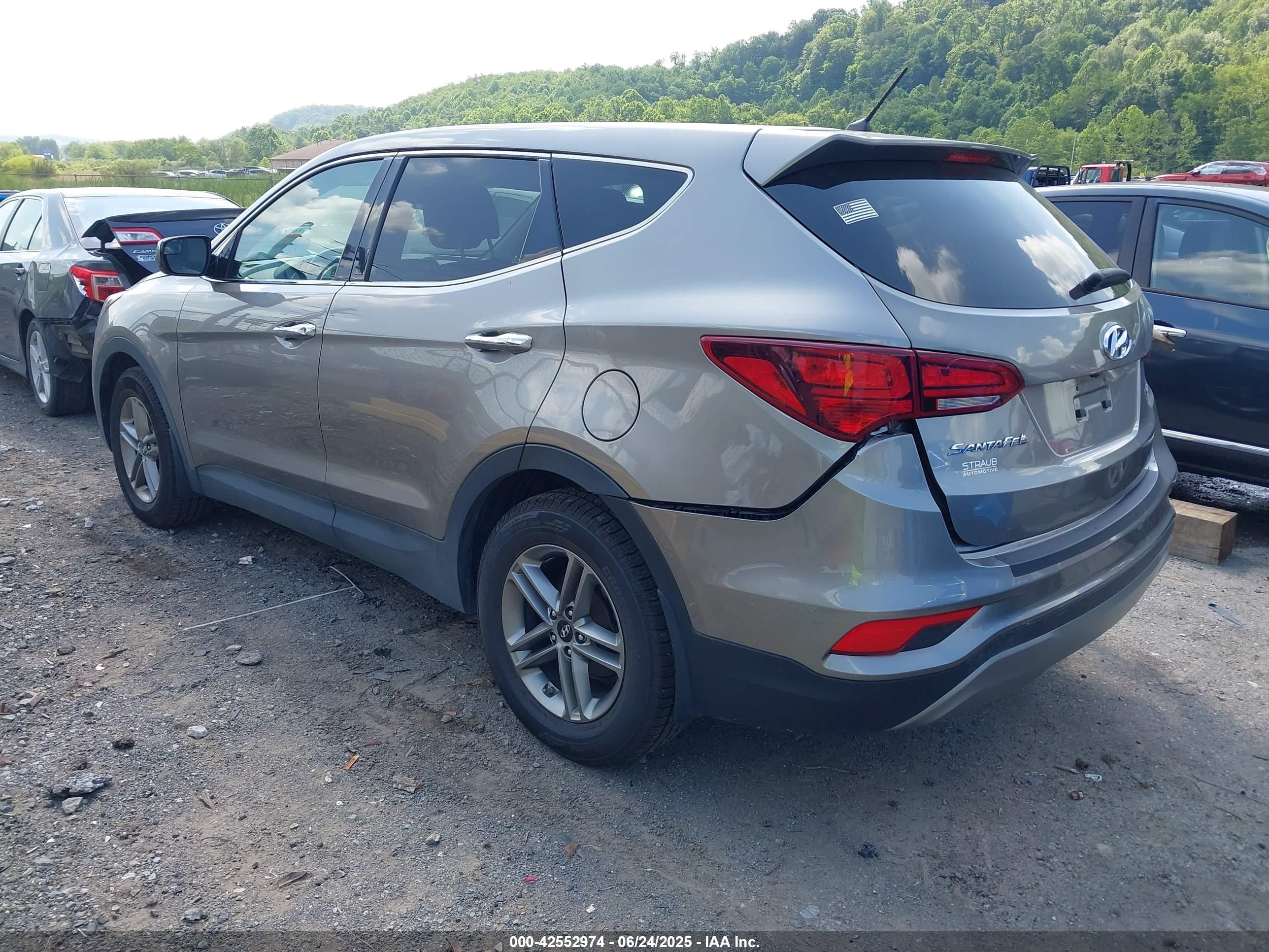 HYUNDAI SANTA image 3