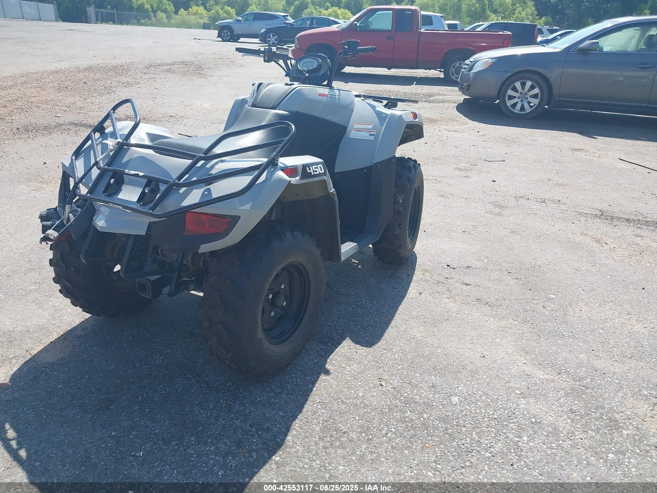 TEXTRON TRACKER image 4