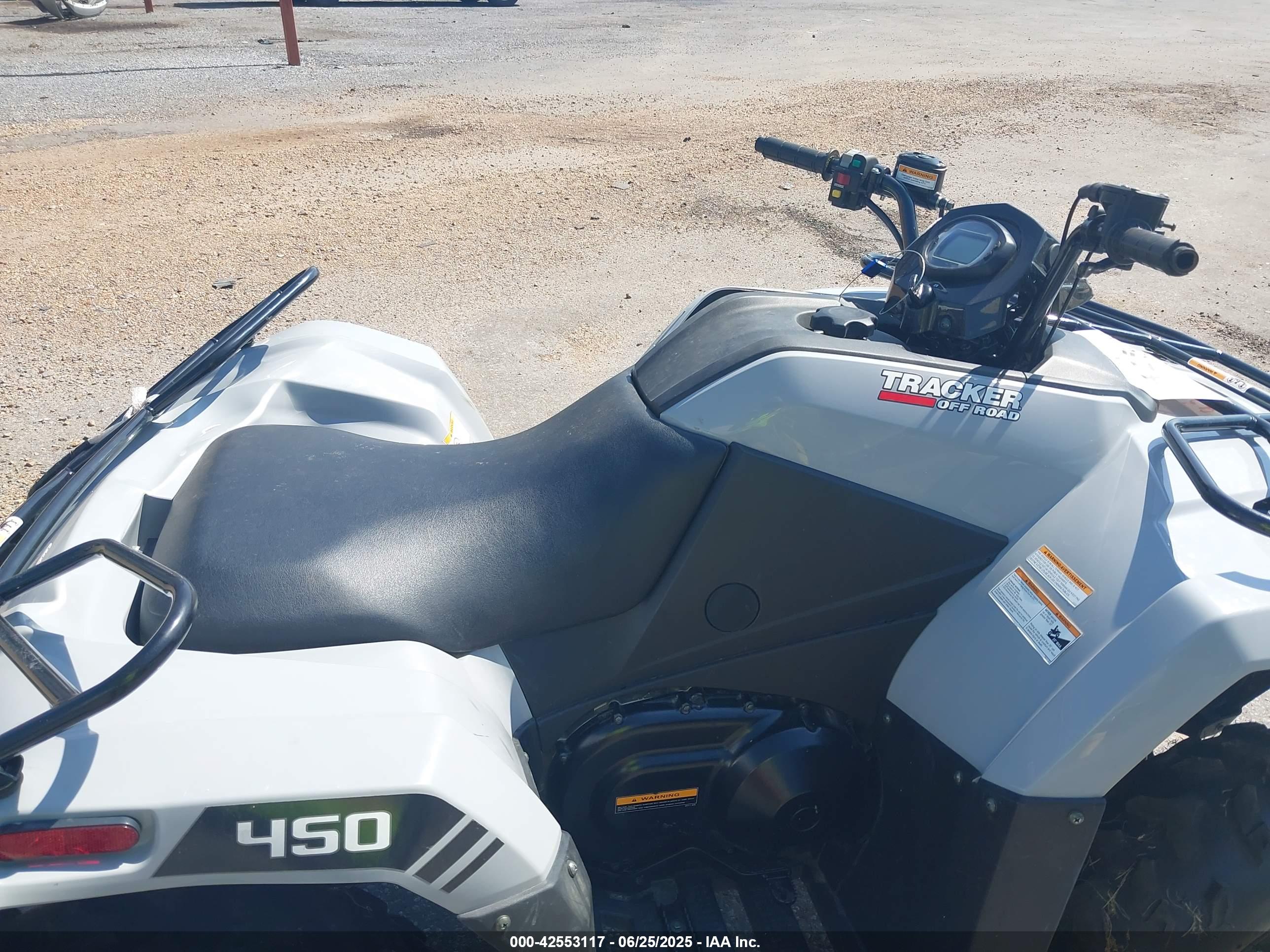 TEXTRON TRACKER image 5
