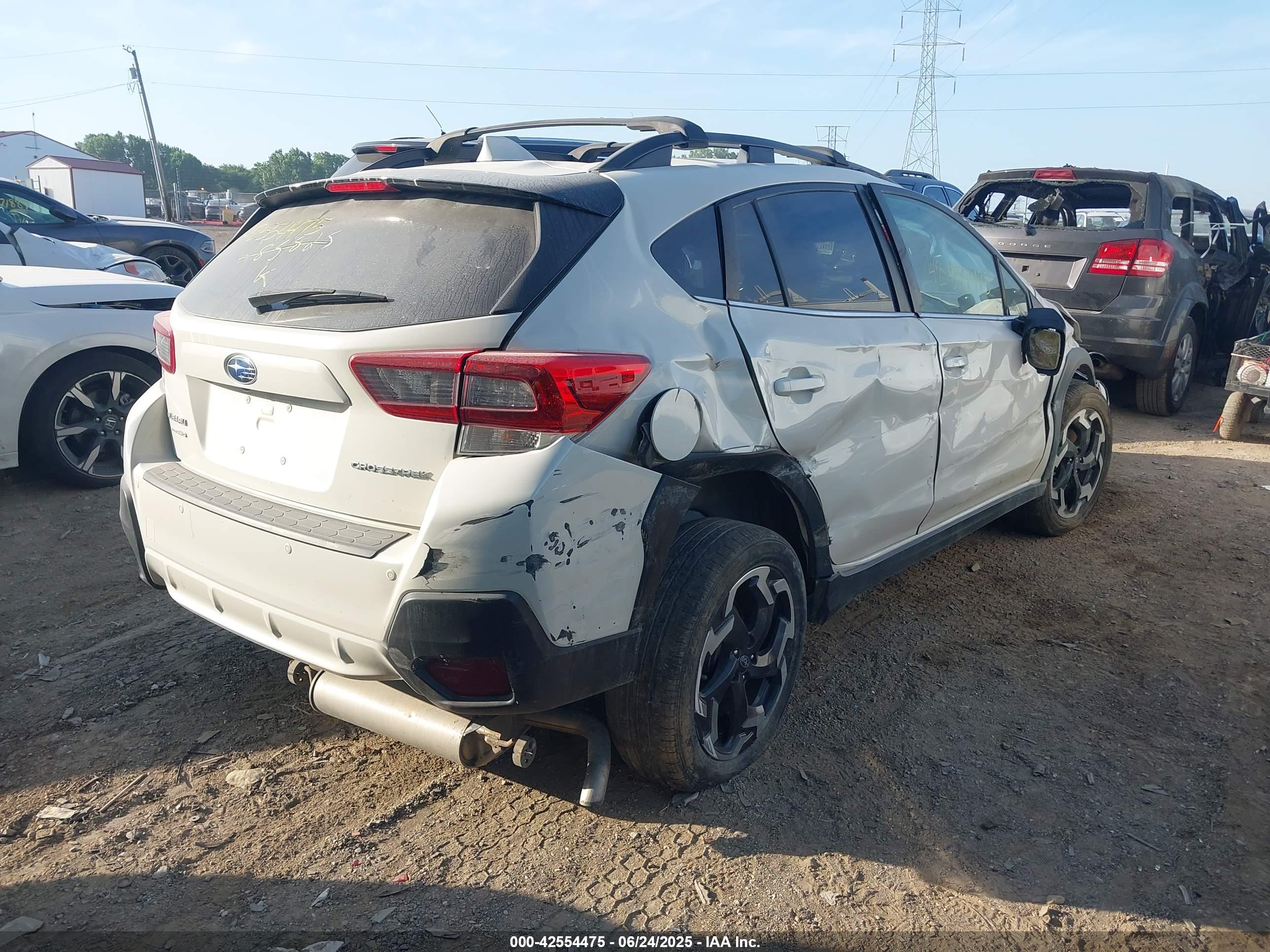 SUBARU CROSSTREK image 4