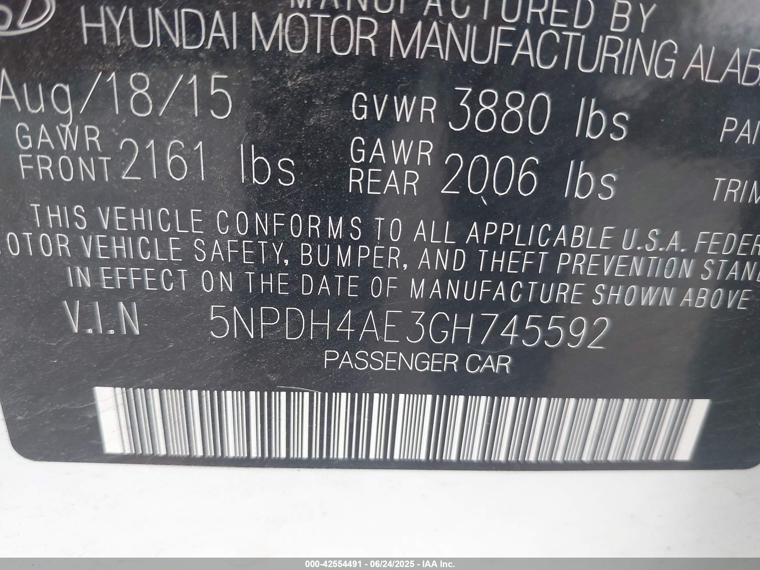 HYUNDAI ELANTRA image 9