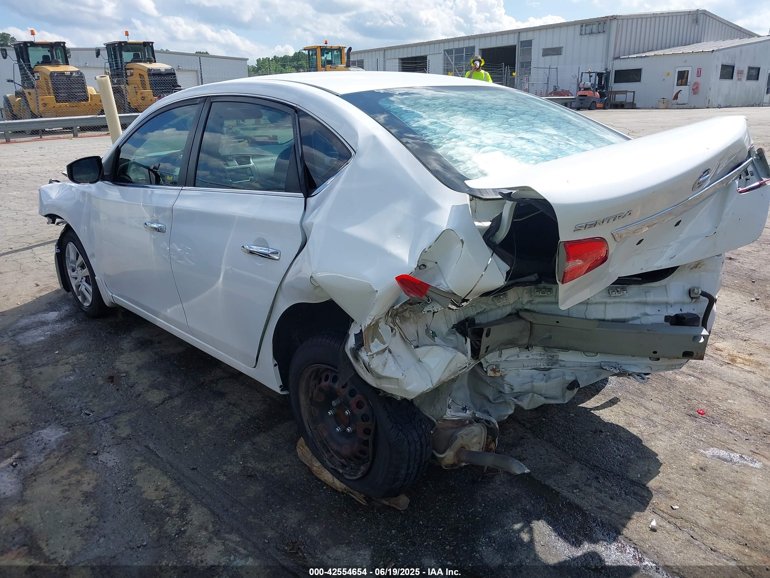 NISSAN SENTRA image 3