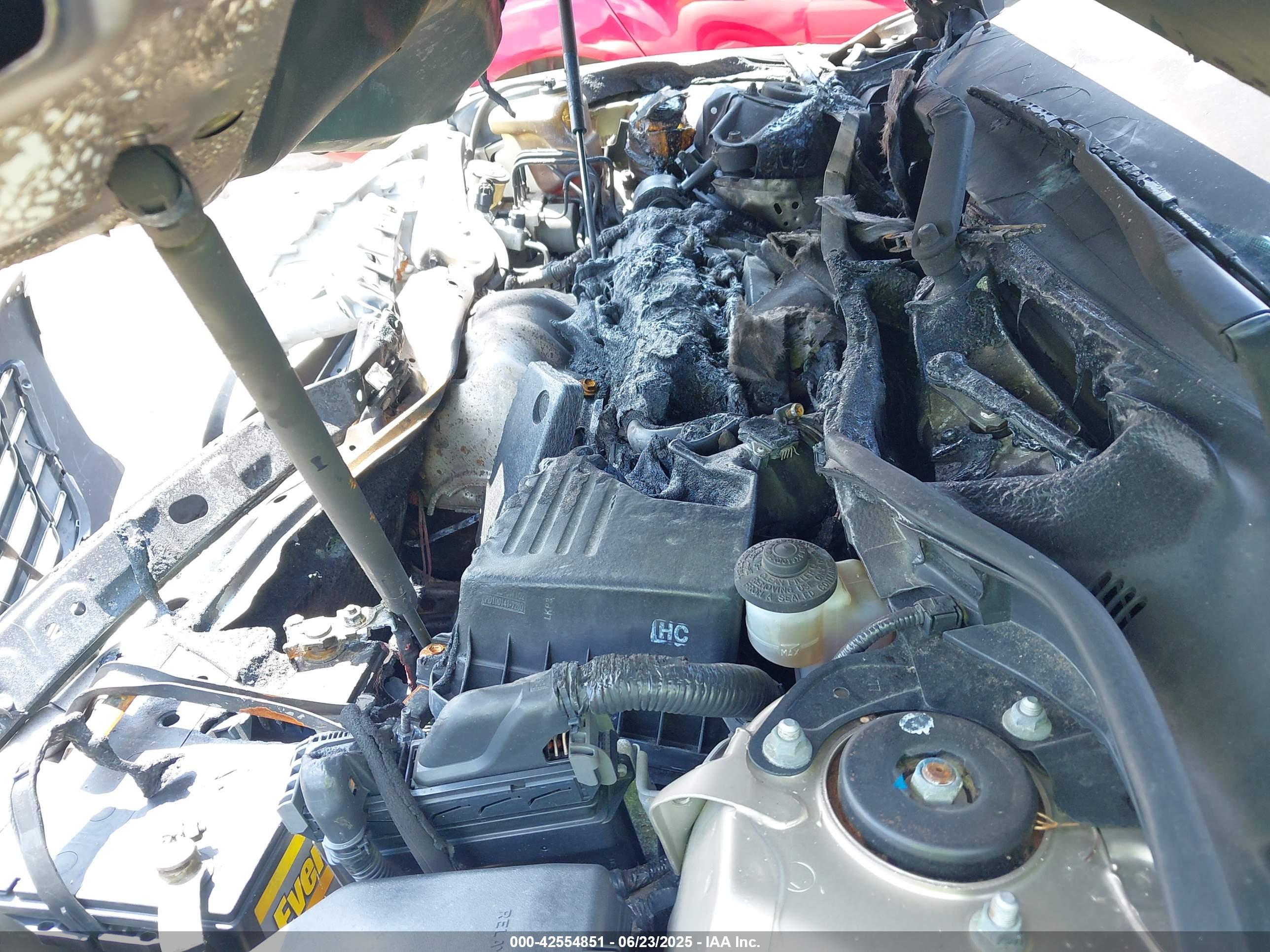 TOYOTA CAMRY image 6