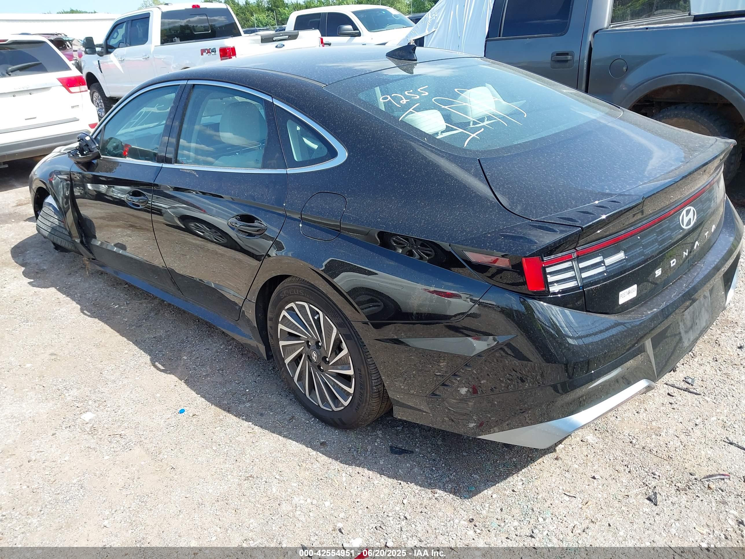 HYUNDAI SONATA image 3