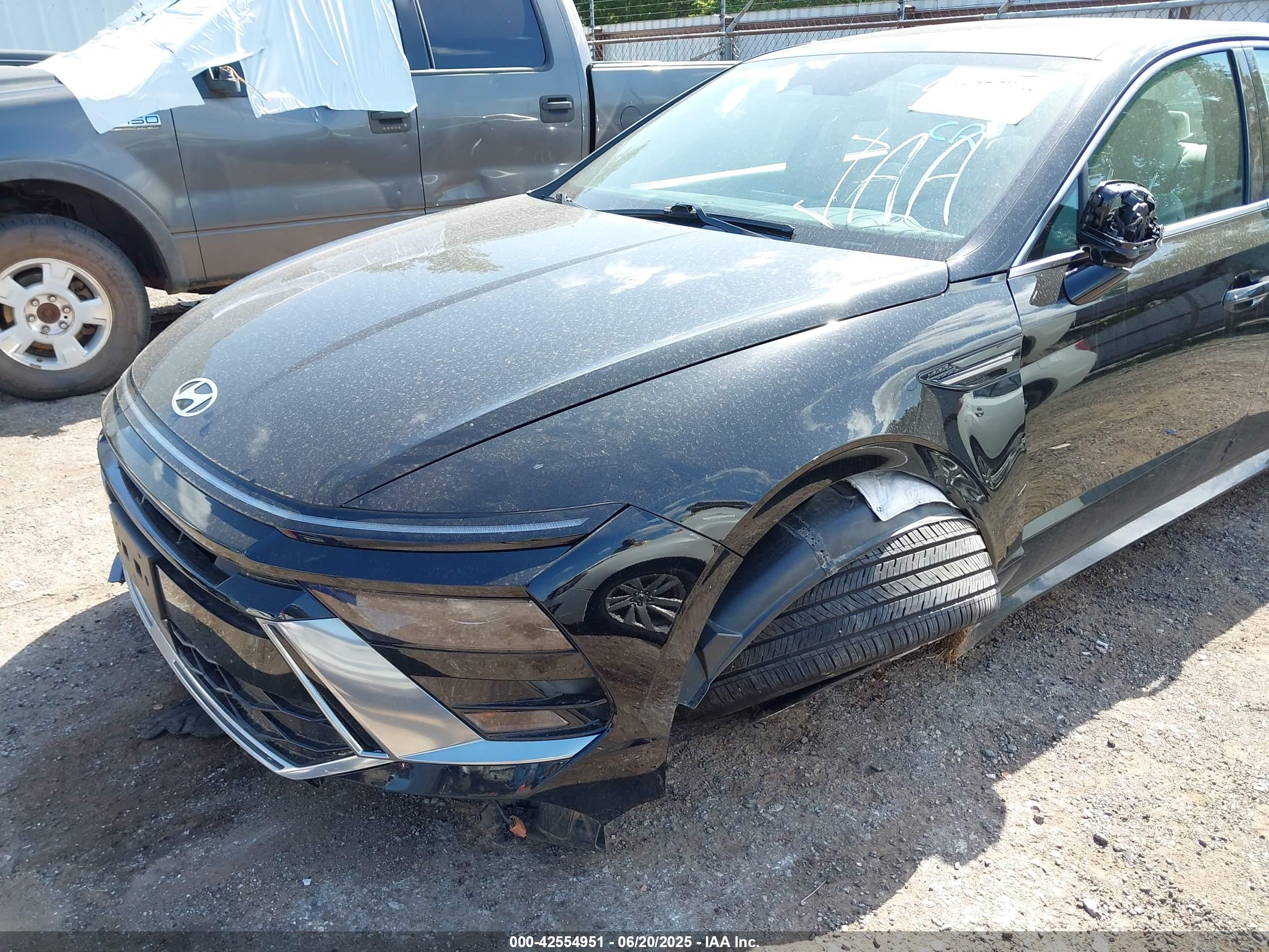 HYUNDAI SONATA image 6