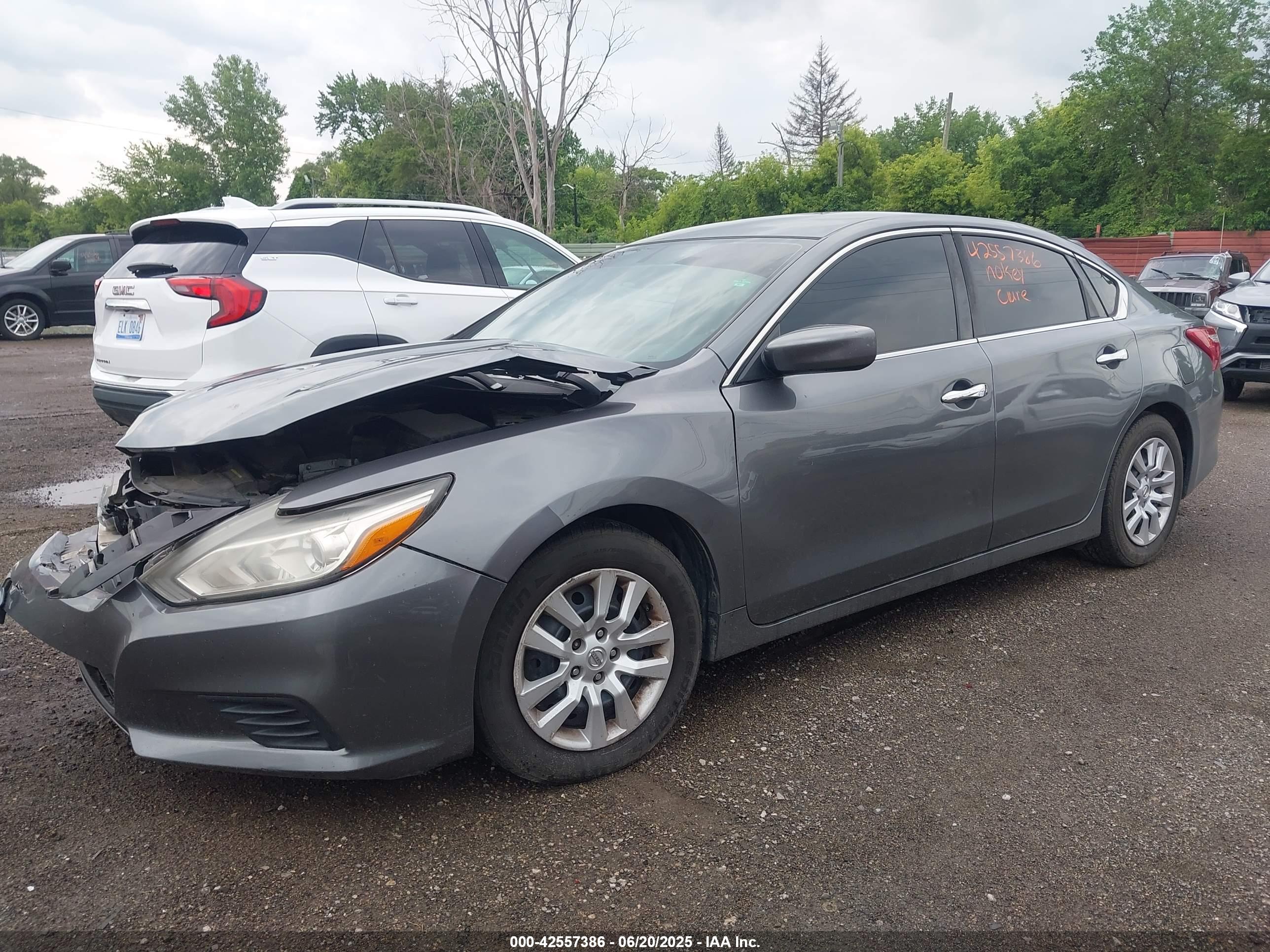 NISSAN ALTIMA image 2