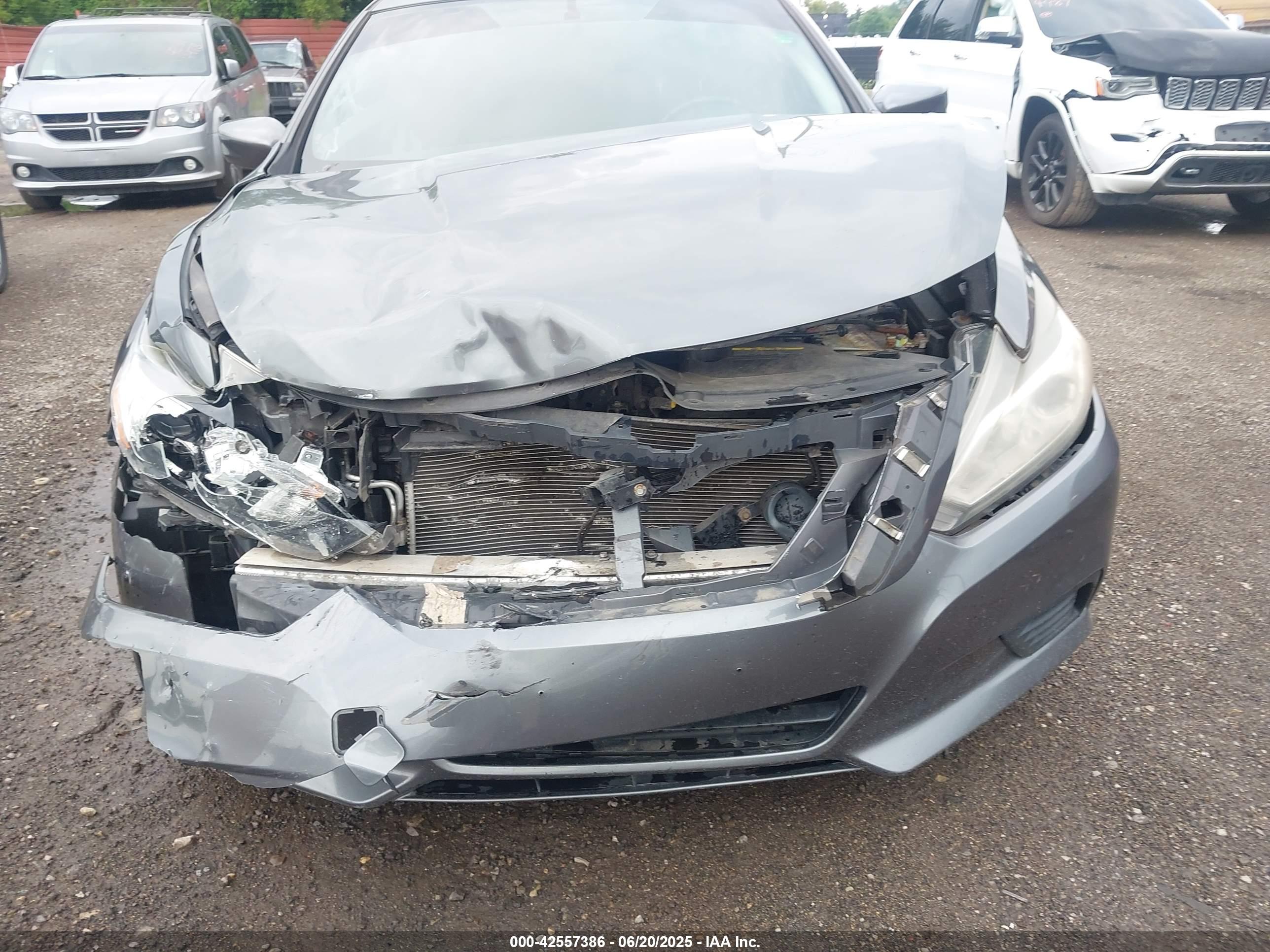 NISSAN ALTIMA image 6