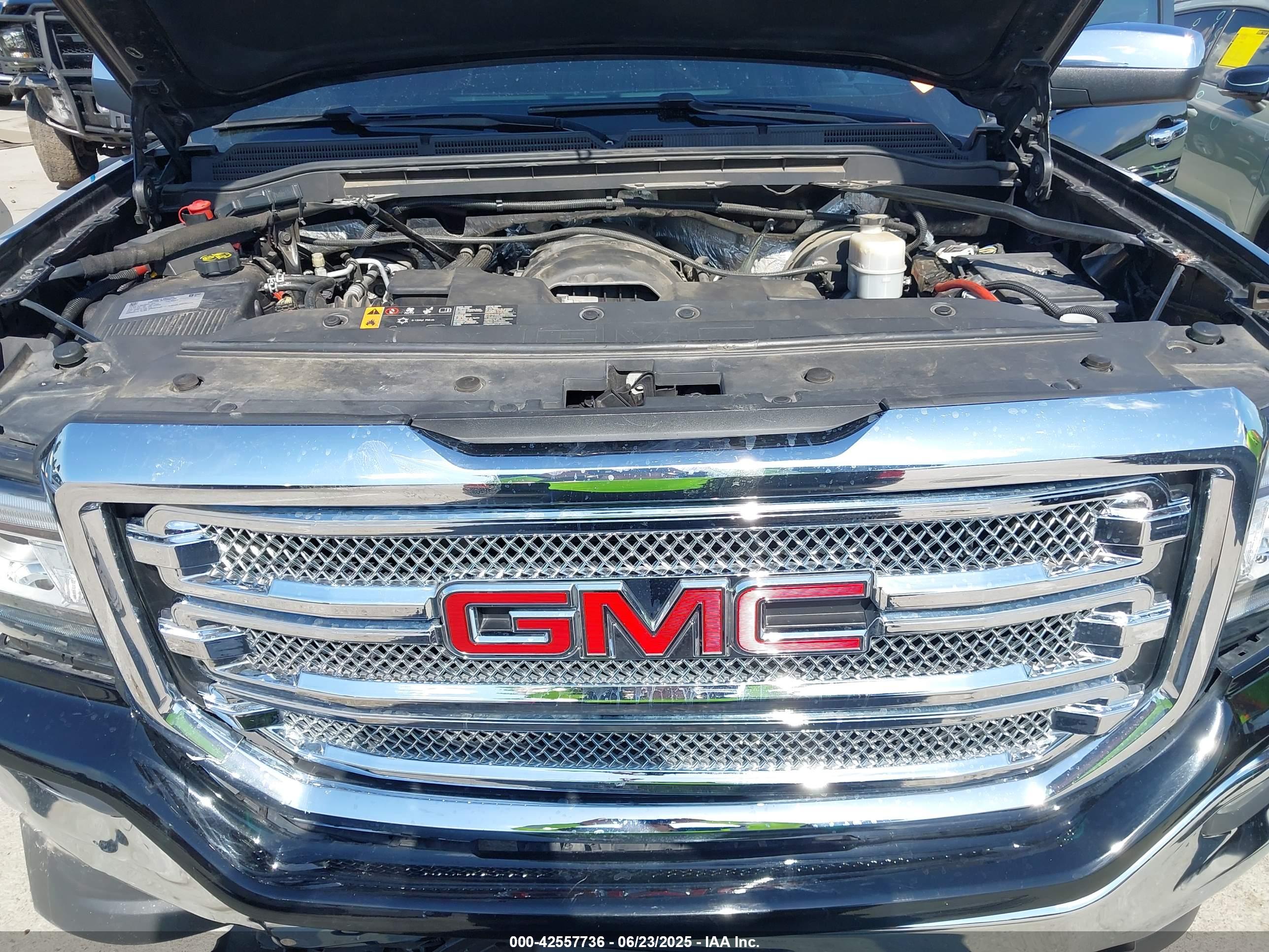 GMC SIERRA image 10
