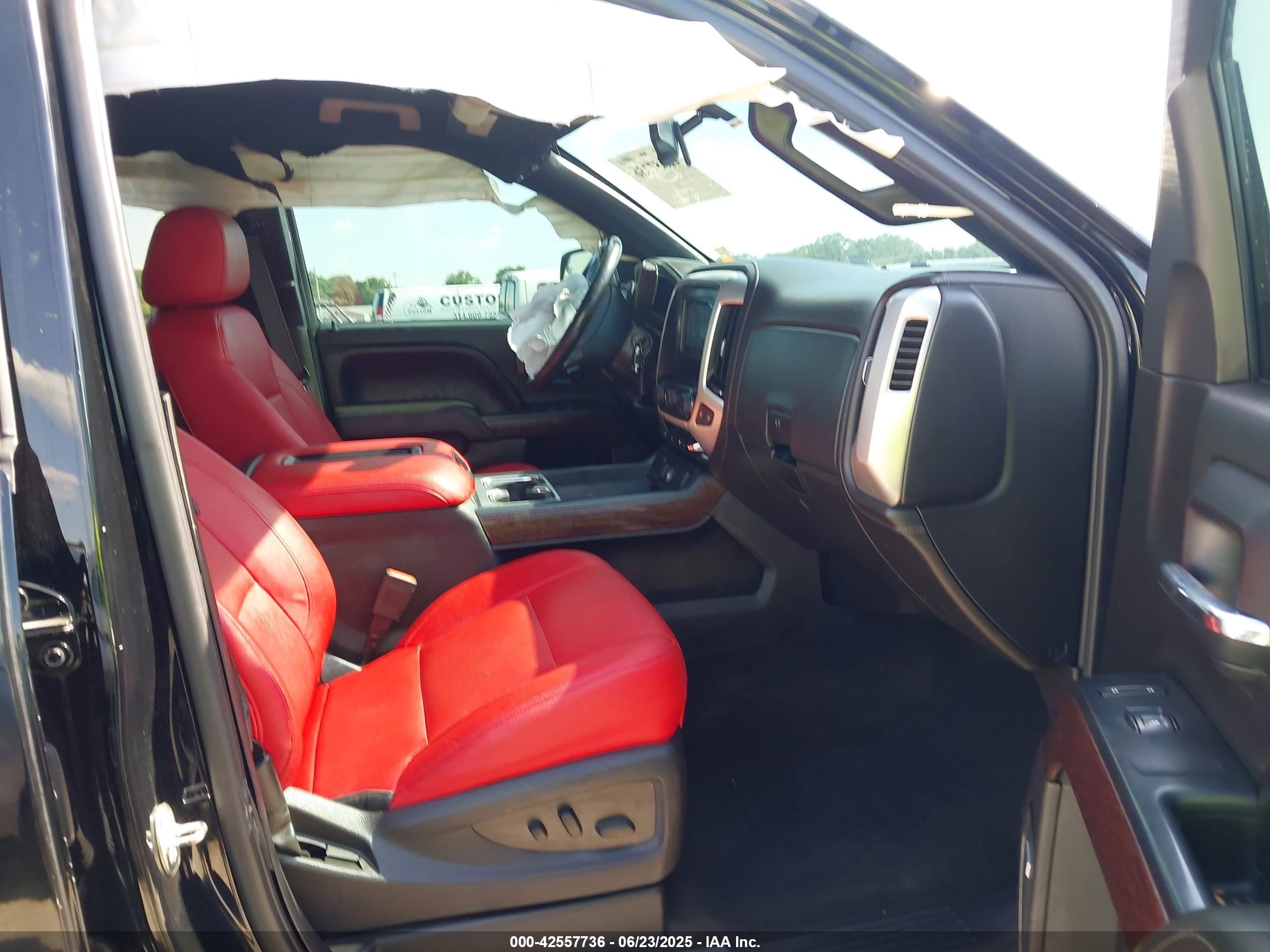 GMC SIERRA image 5