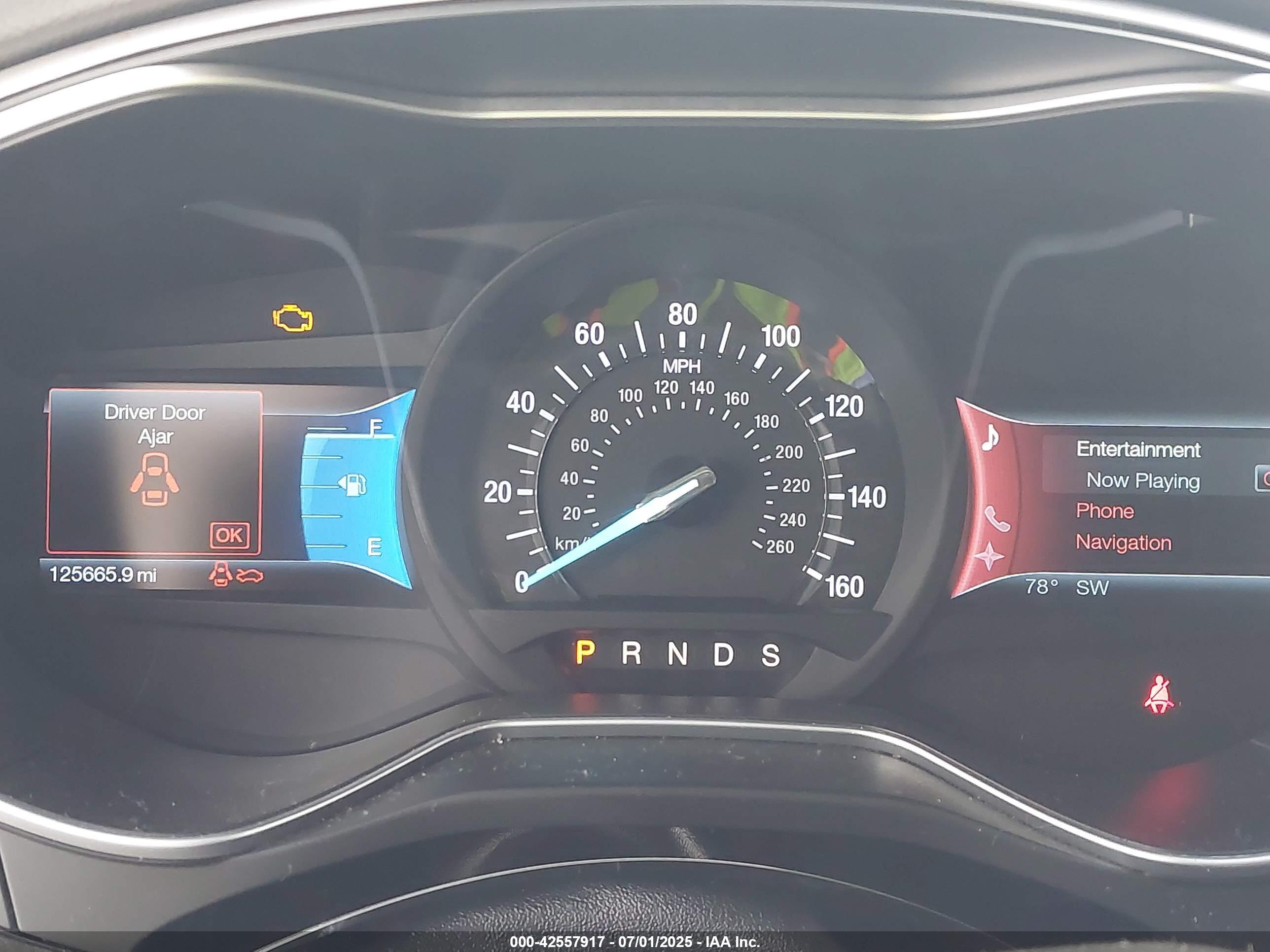 FORD FUSION image 7
