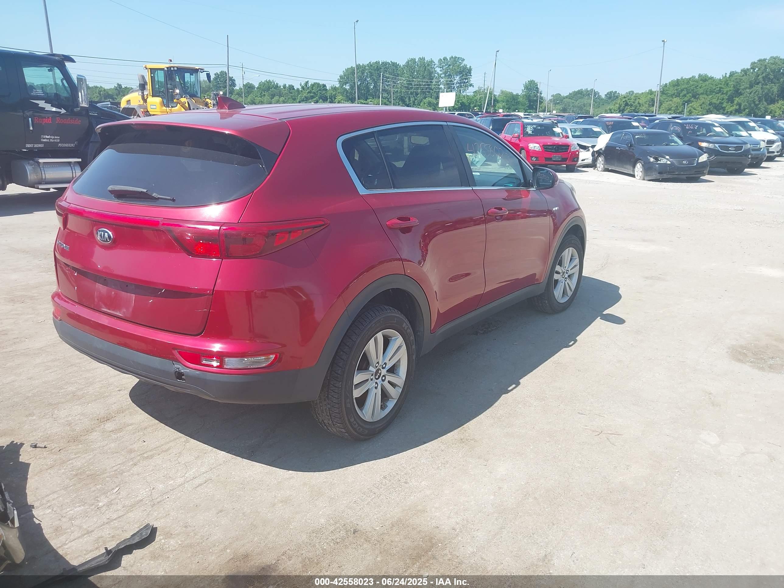 KIA SPORTAGE image 4