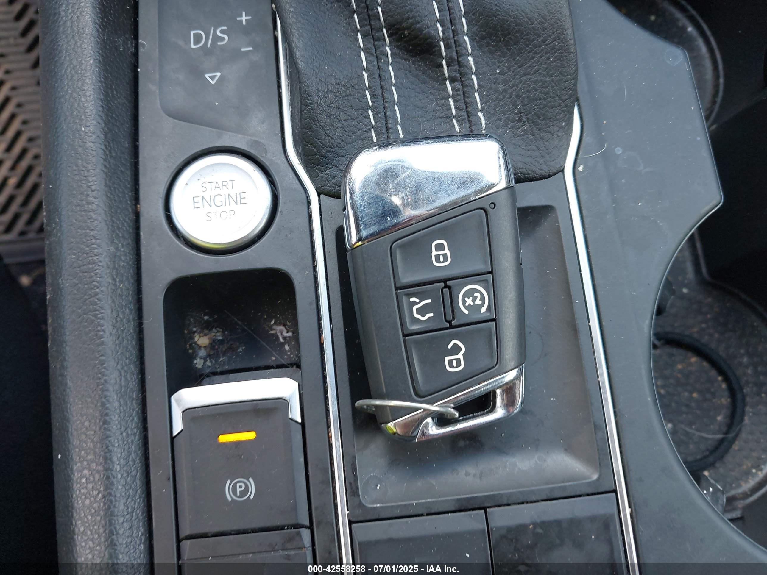 VOLKSWAGEN ATLAS image 11