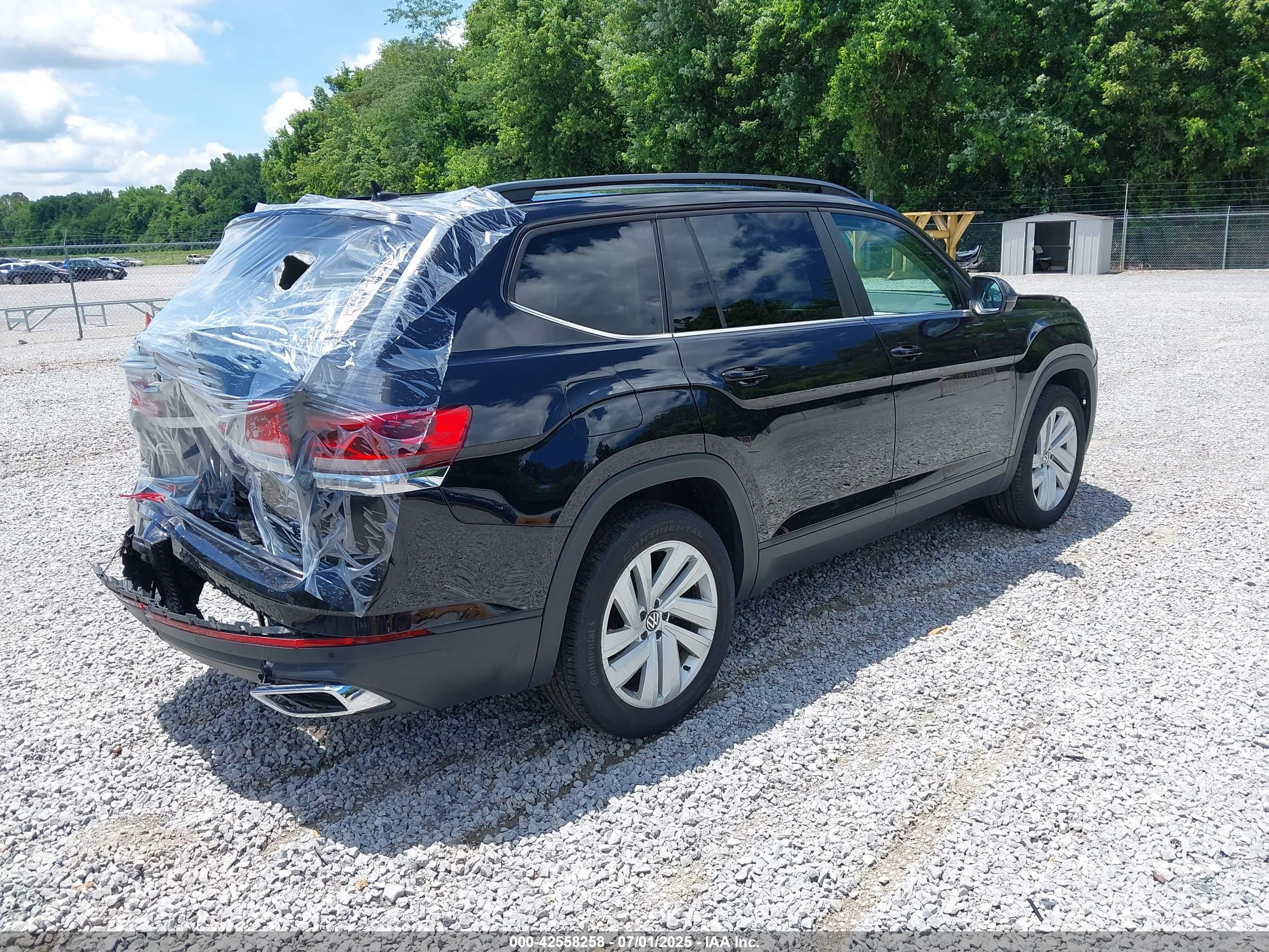 VOLKSWAGEN ATLAS image 4