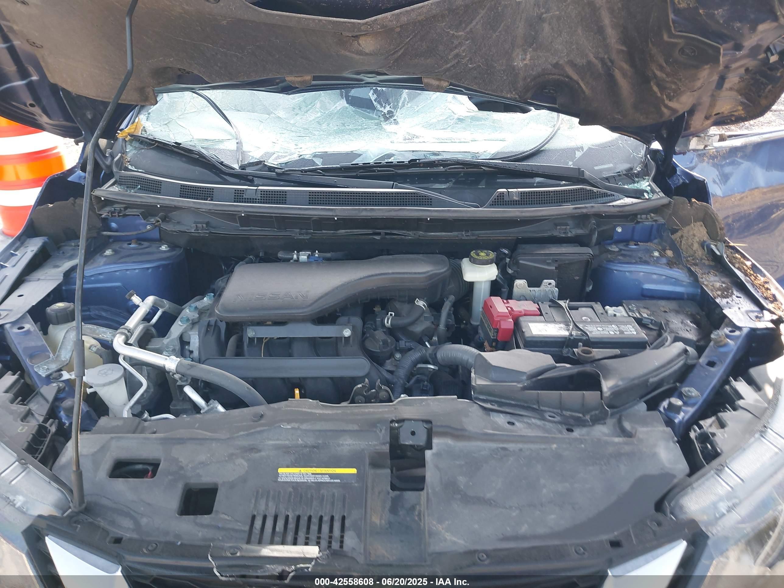 NISSAN ROGUE image 10