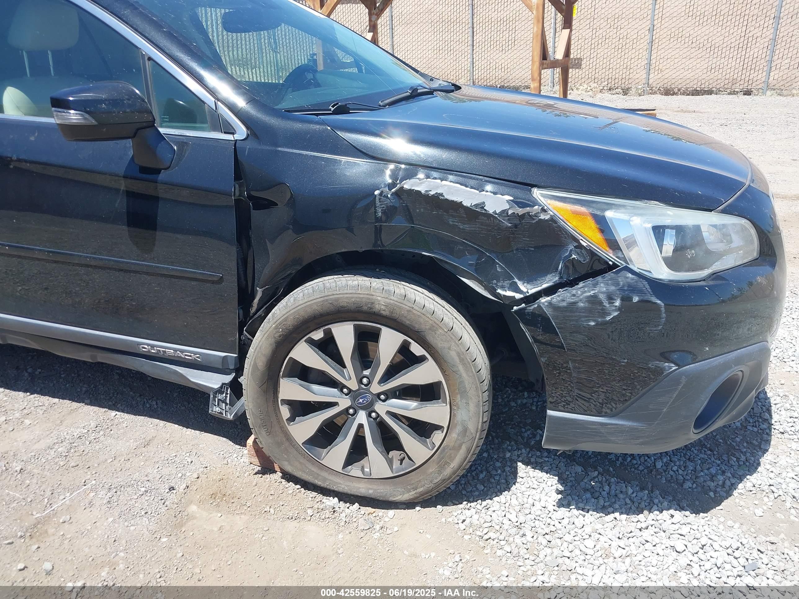 SUBARU OUTBACK image 6