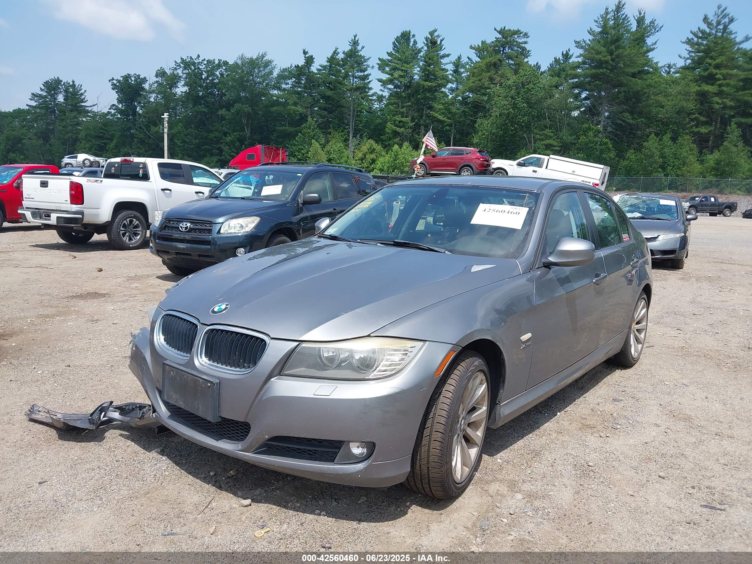 BMW 328I image 2