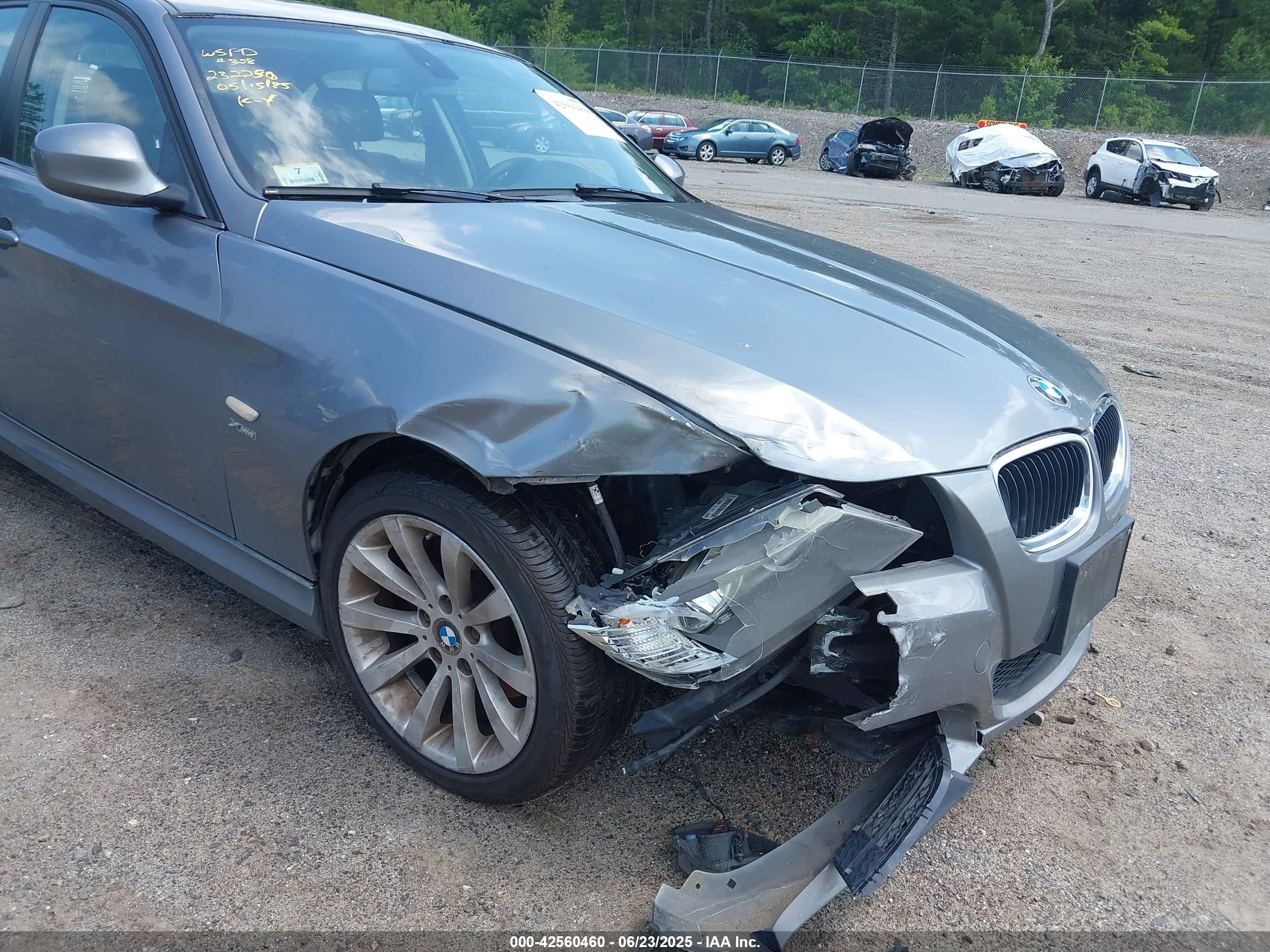 BMW 328I image 6