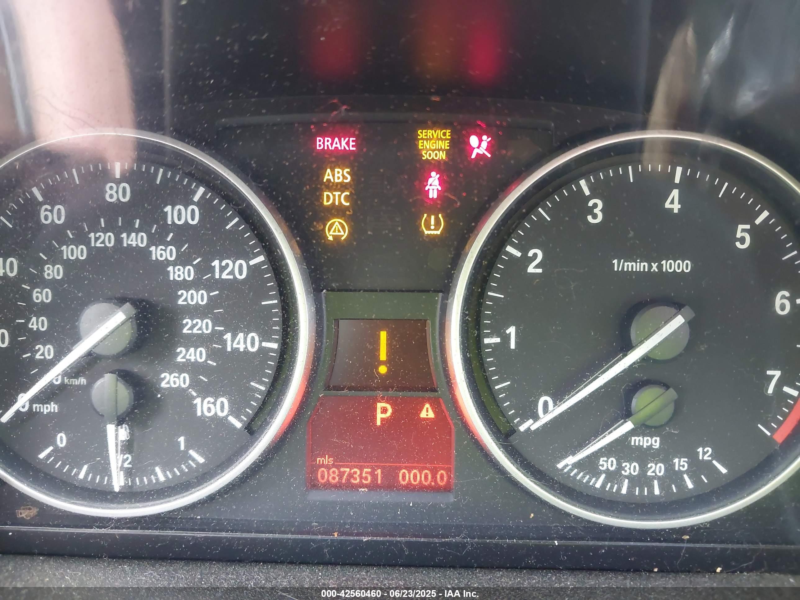 BMW 328I image 7