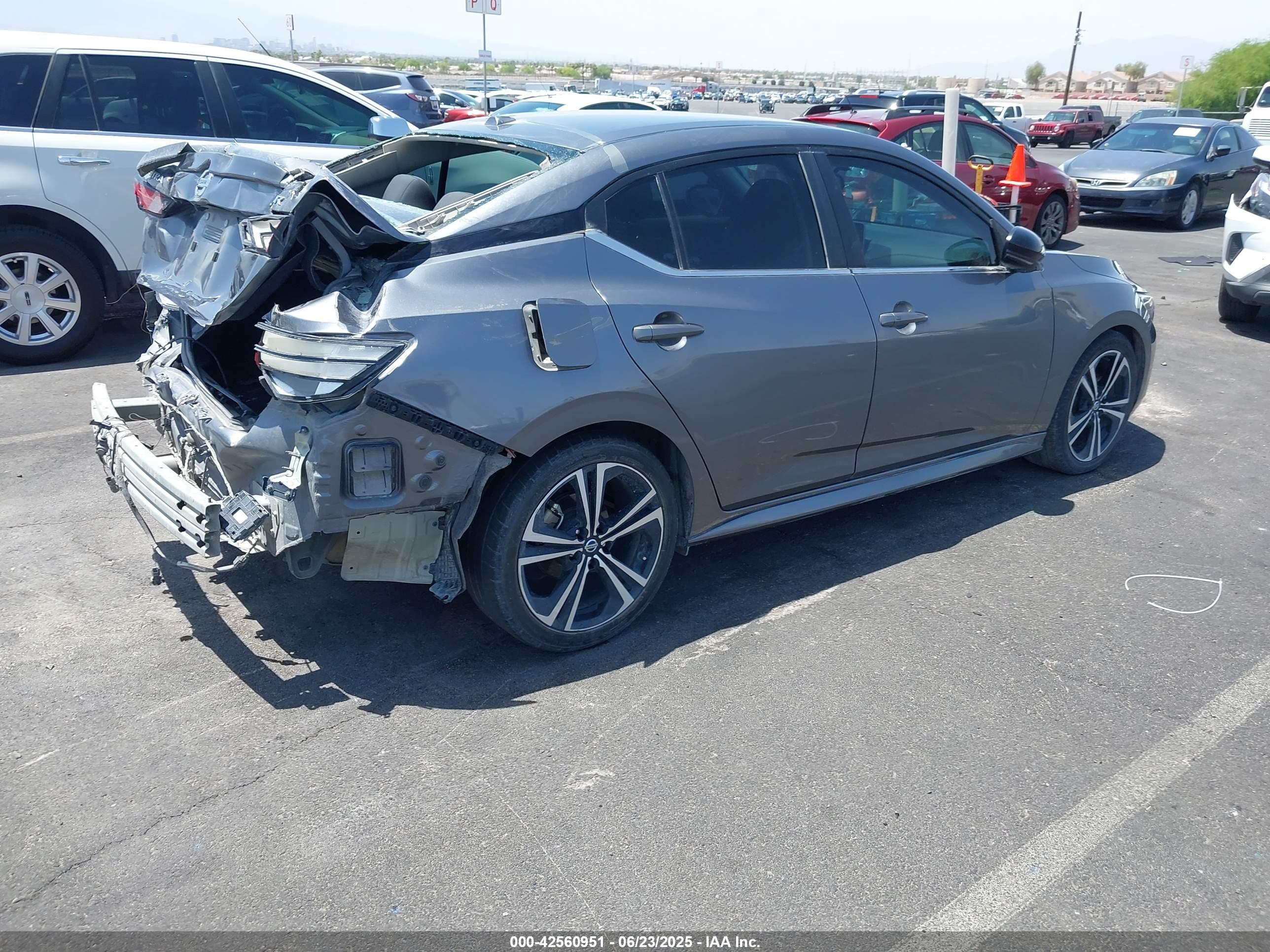 NISSAN SENTRA image 4