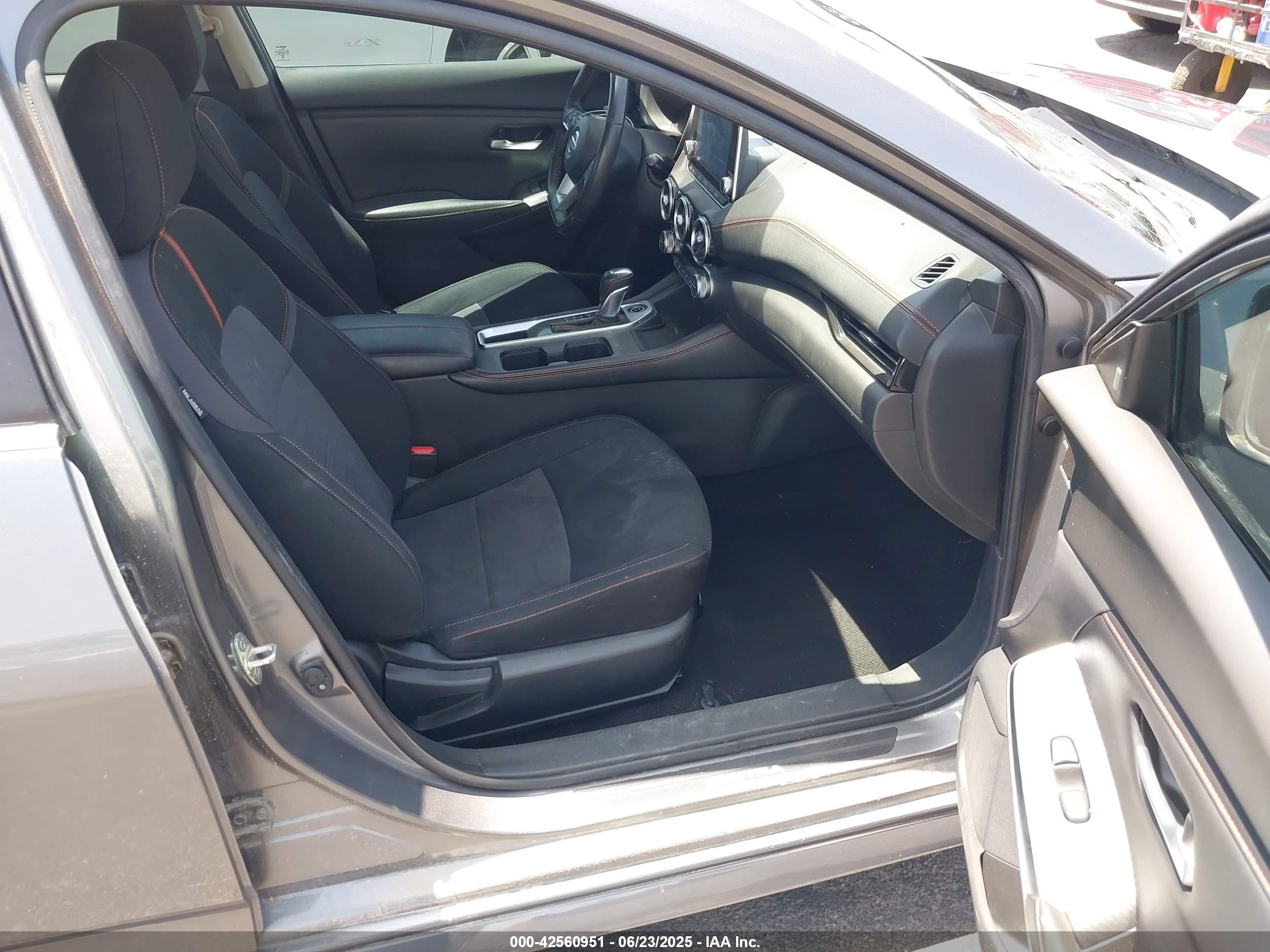 NISSAN SENTRA image 5