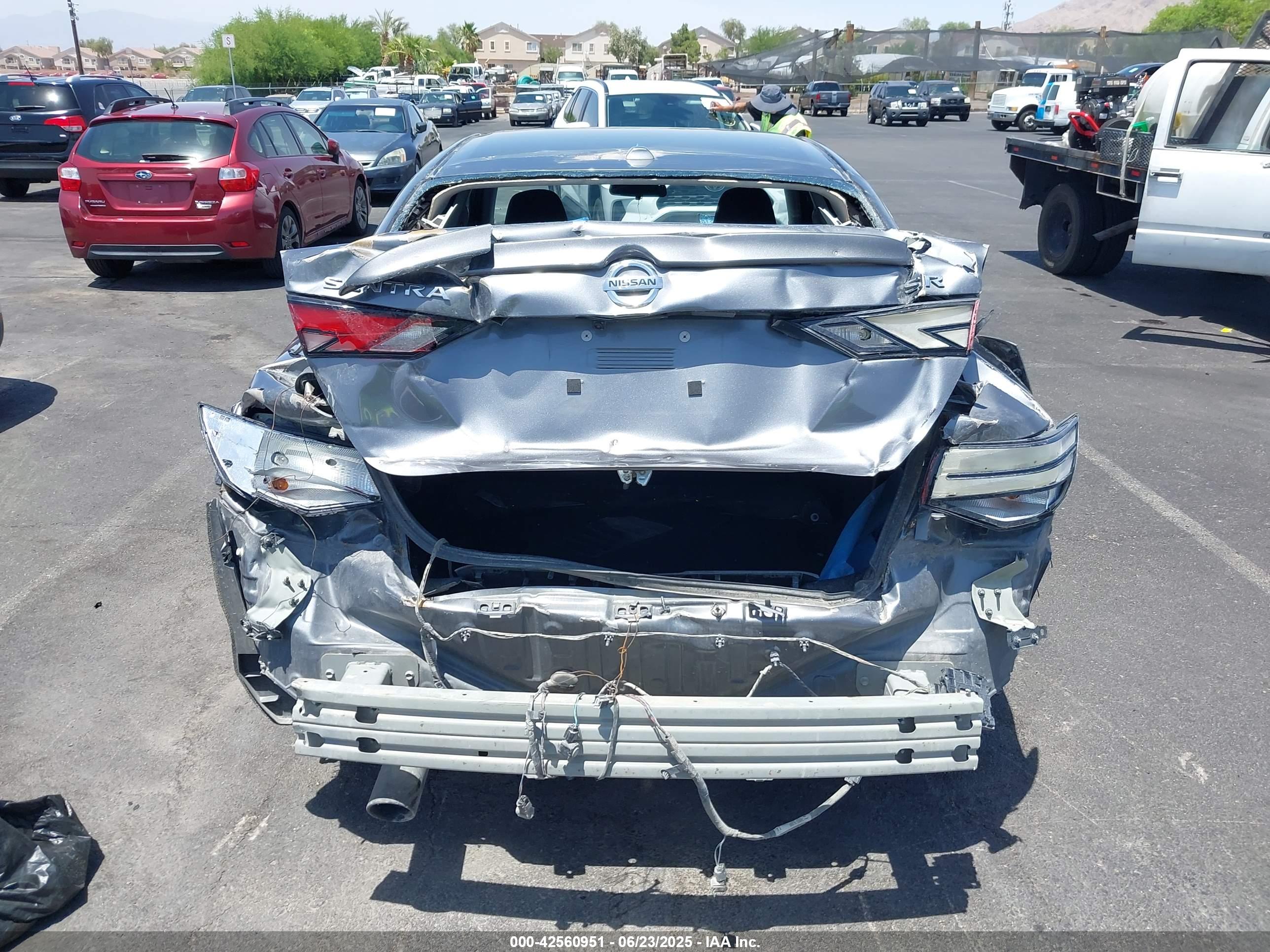 NISSAN SENTRA image 6