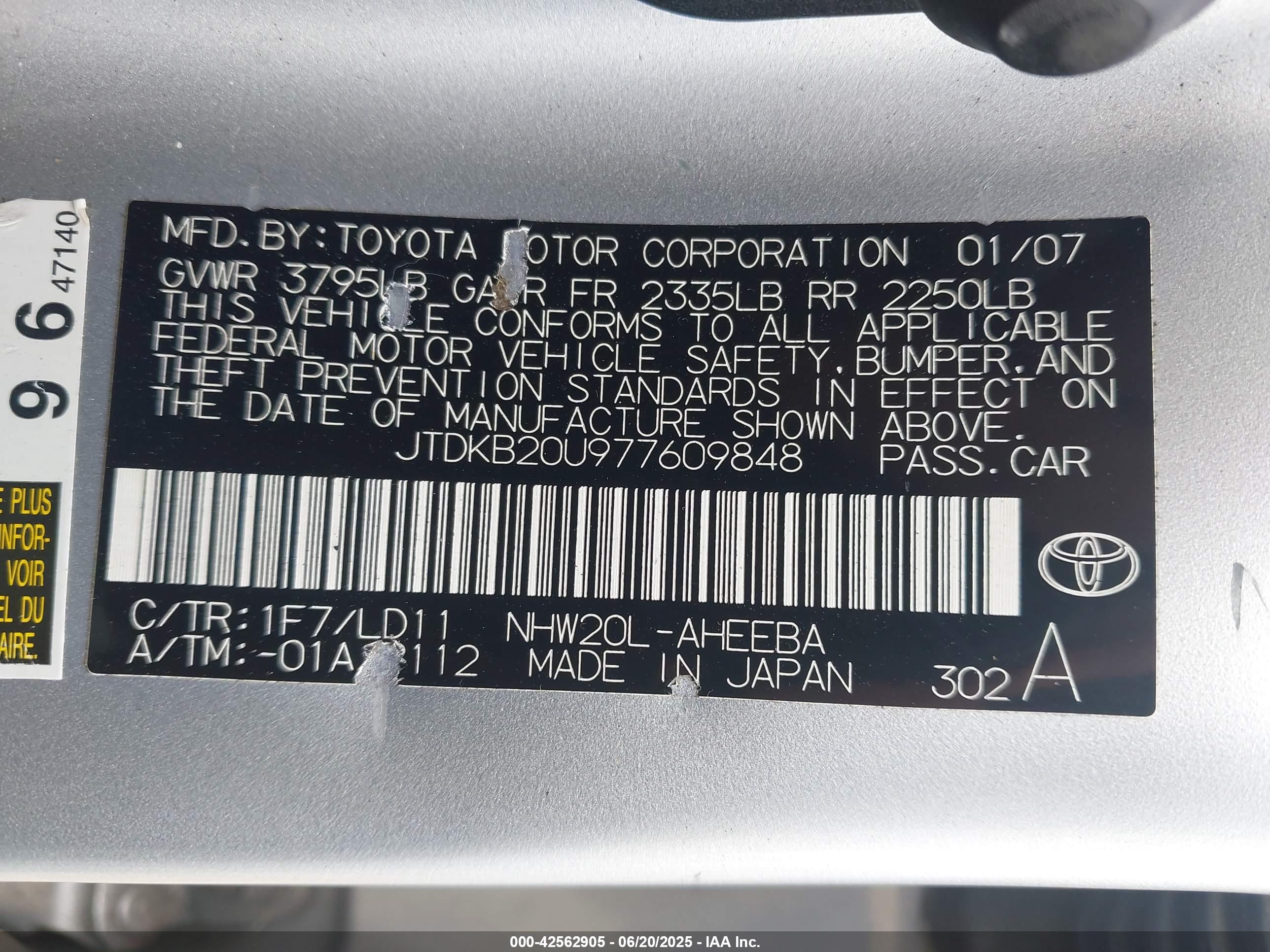 TOYOTA PRIUS image 9