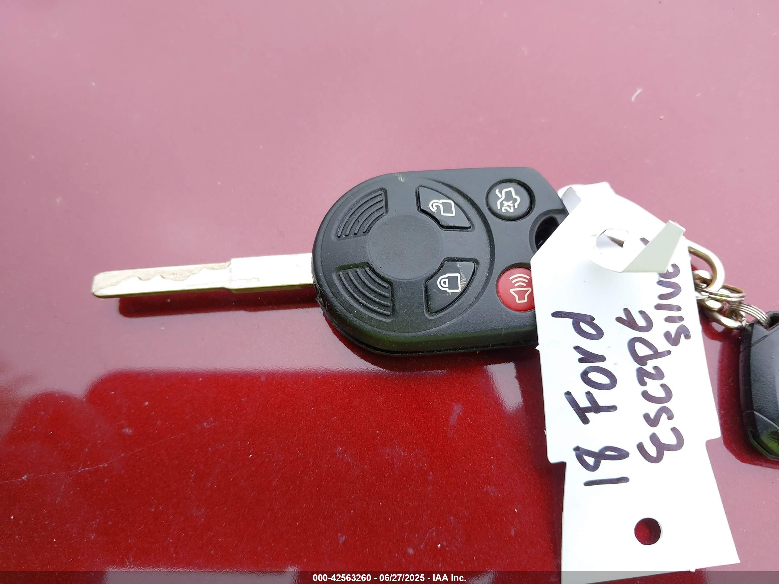 FORD ESCAPE image 11