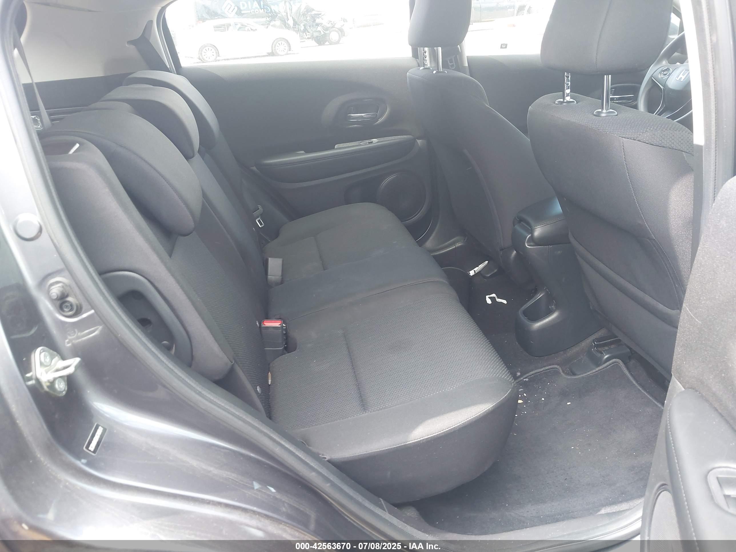HONDA HR-V image 8