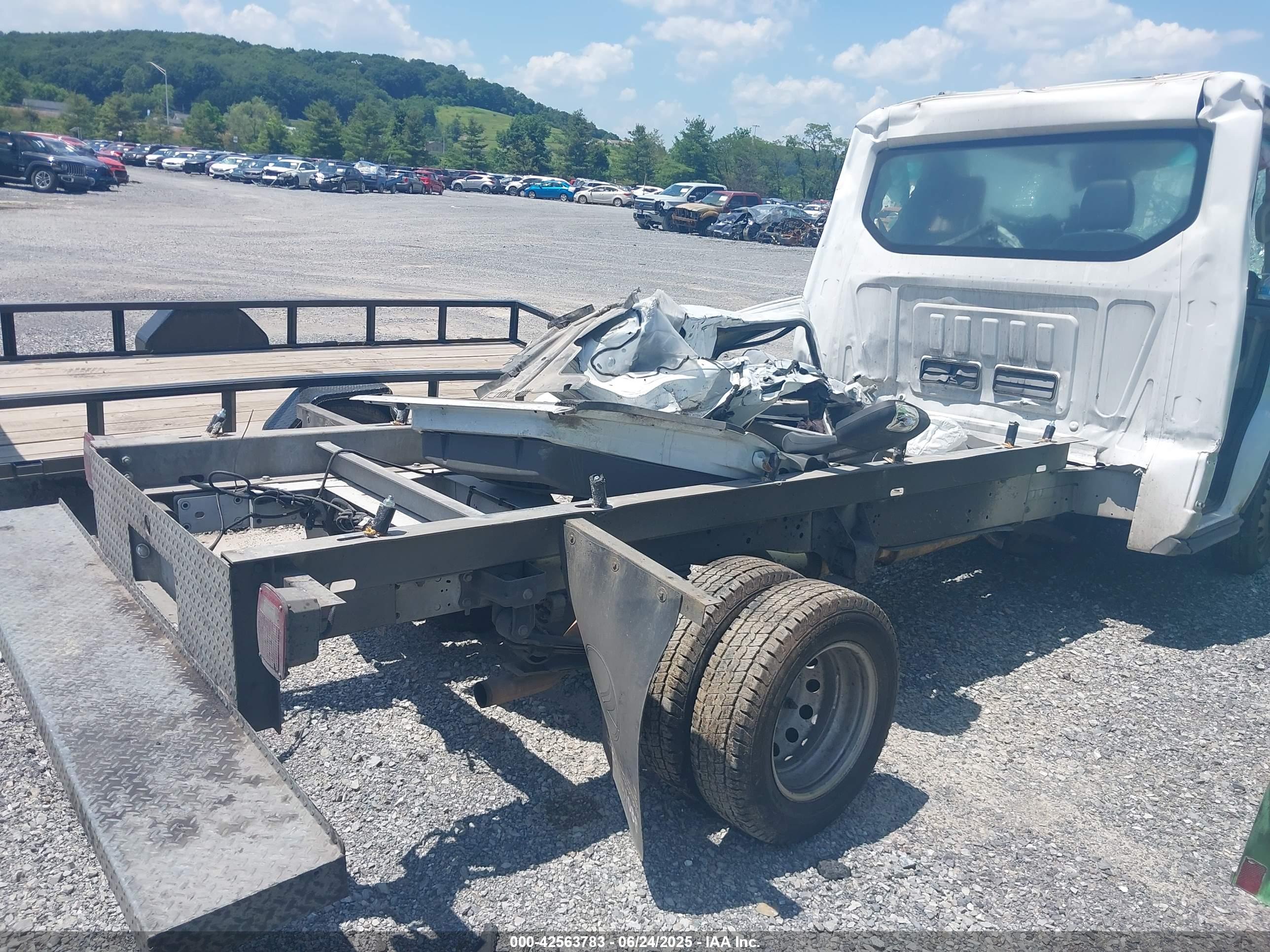 FORD TRANSIT-350 image 4