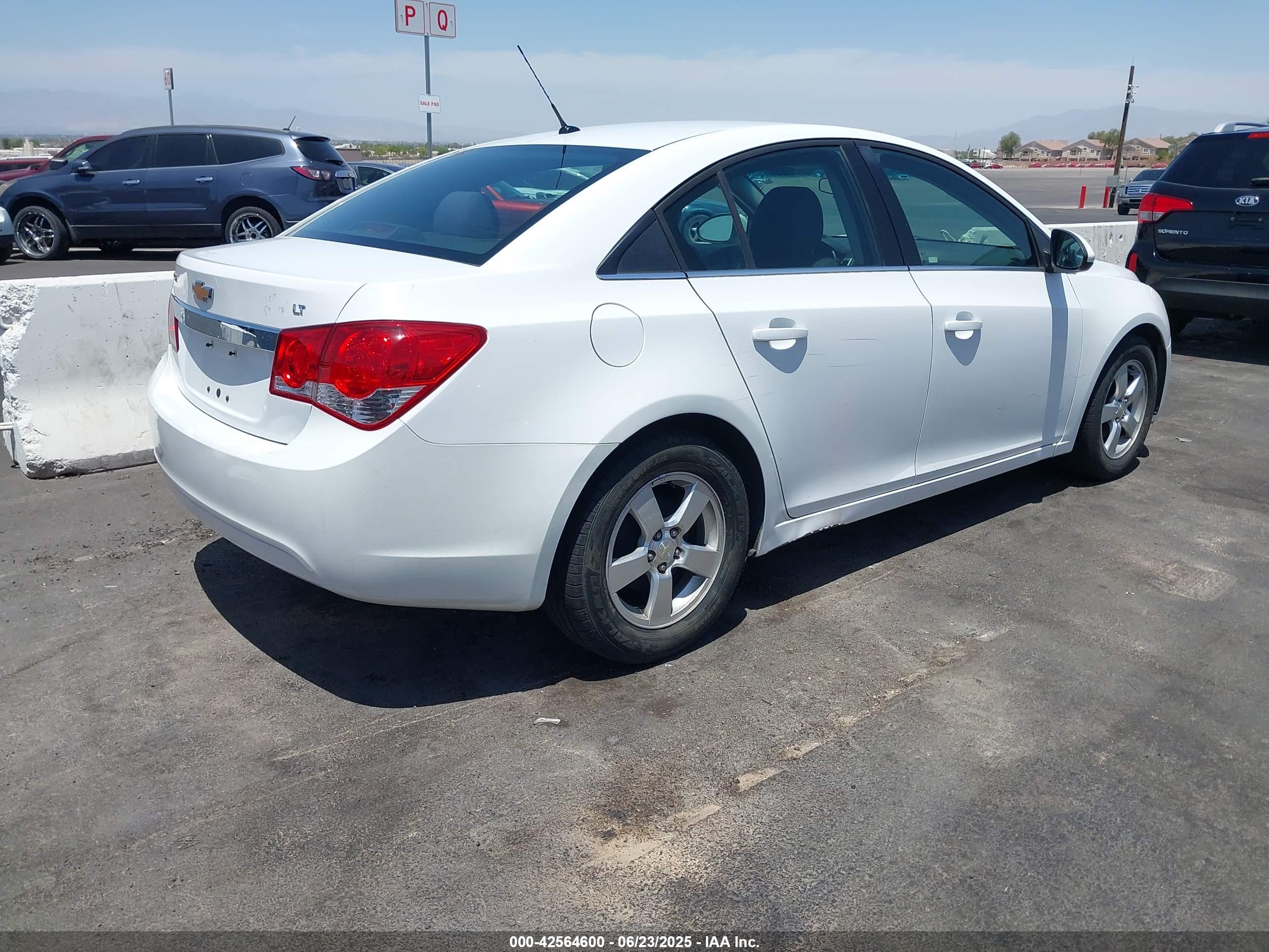 CHEVROLET CRUZE image 6