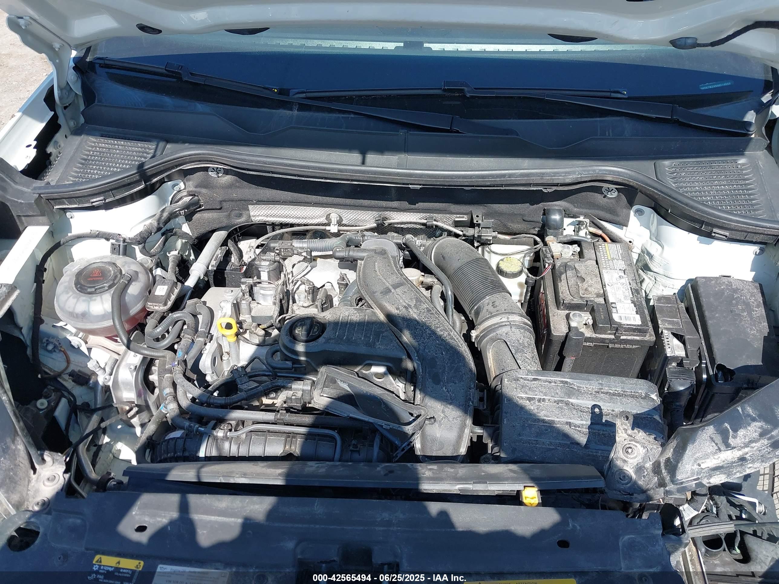 VOLKSWAGEN TAOS image 10