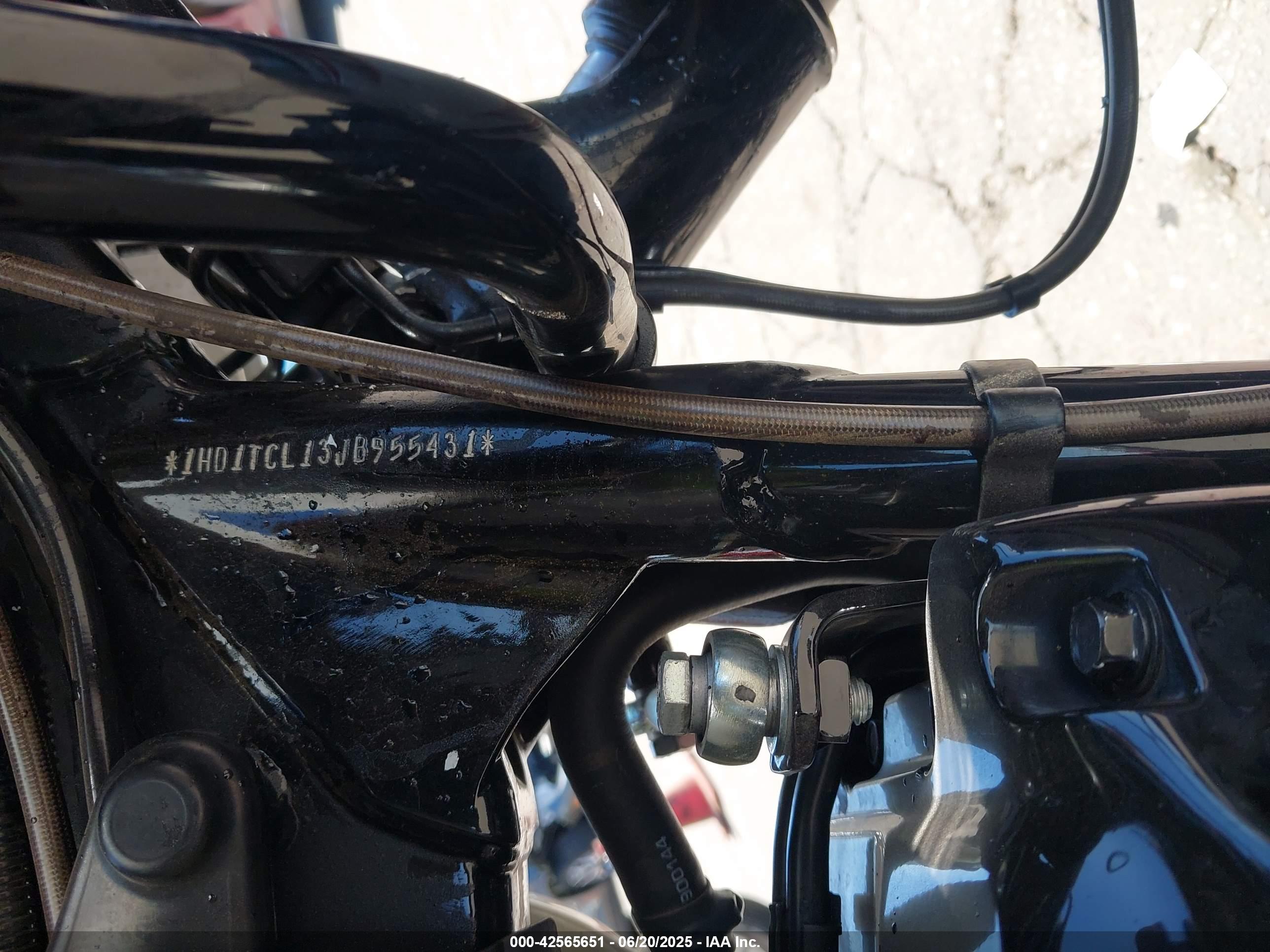 HARLEY-DAVIDSON FLTRXSE image 10