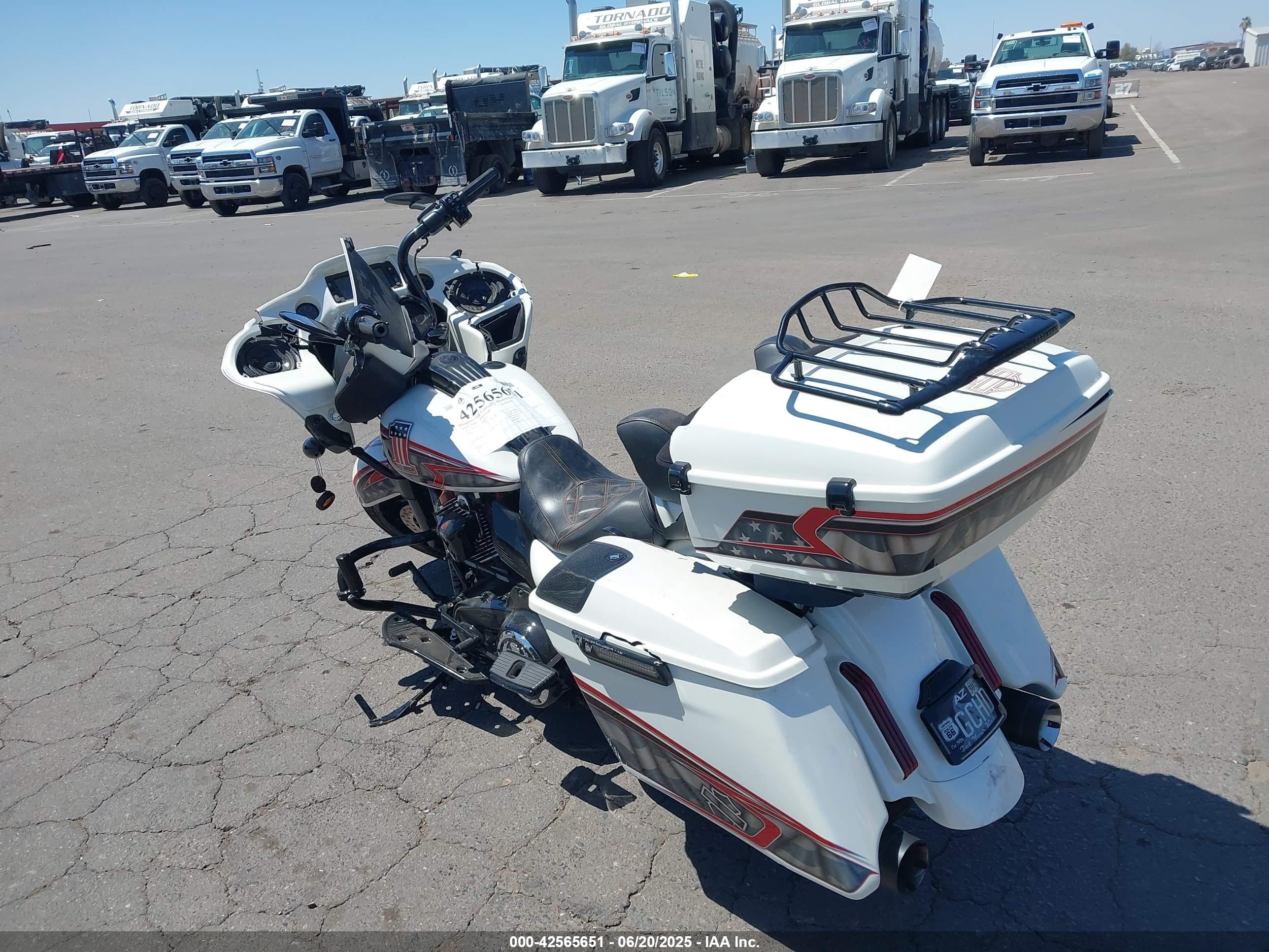 HARLEY-DAVIDSON FLTRXSE image 3