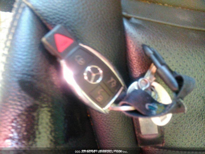 MERCEDES-BENZ C image 11