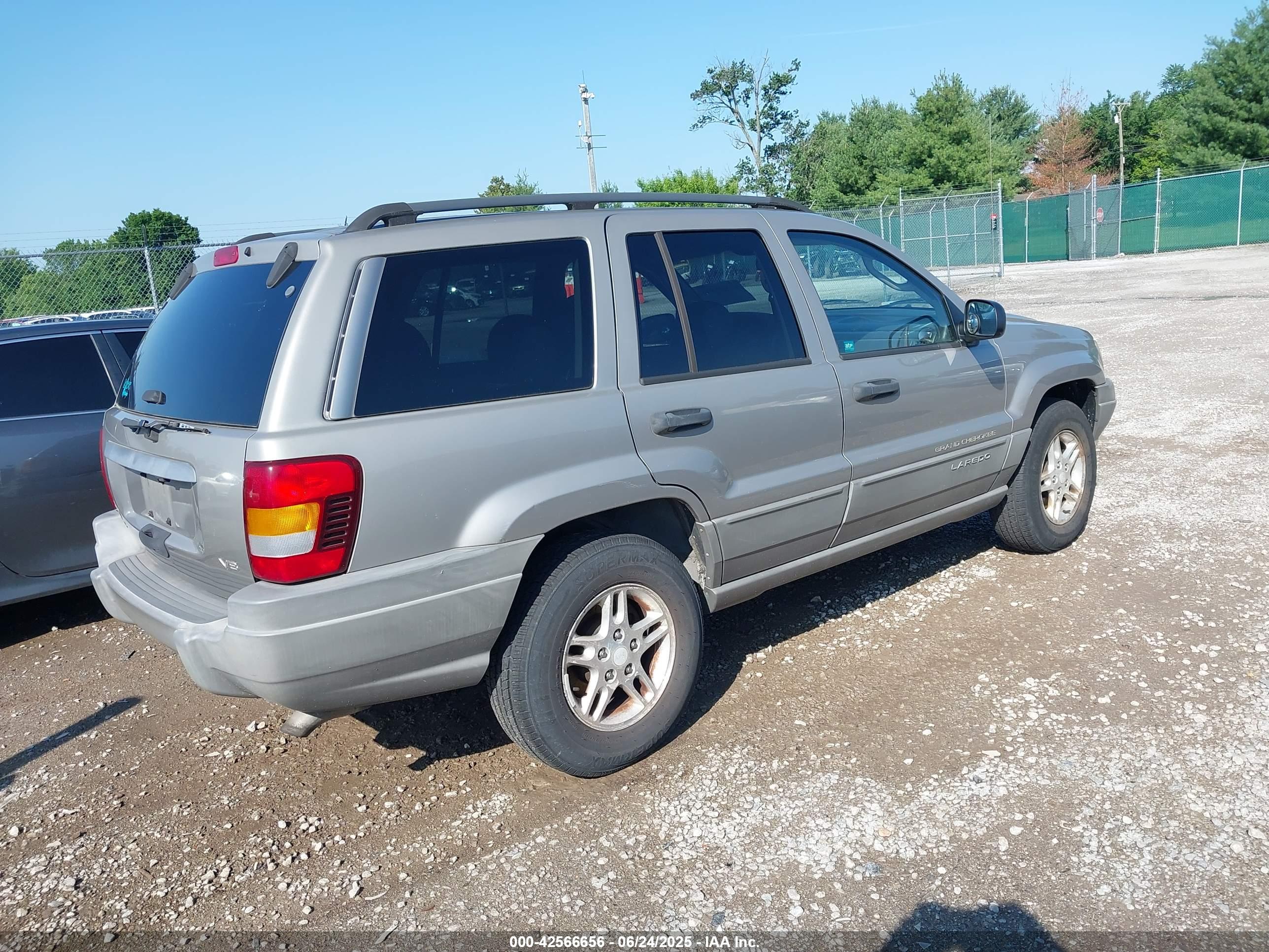 JEEP GRAND image 4