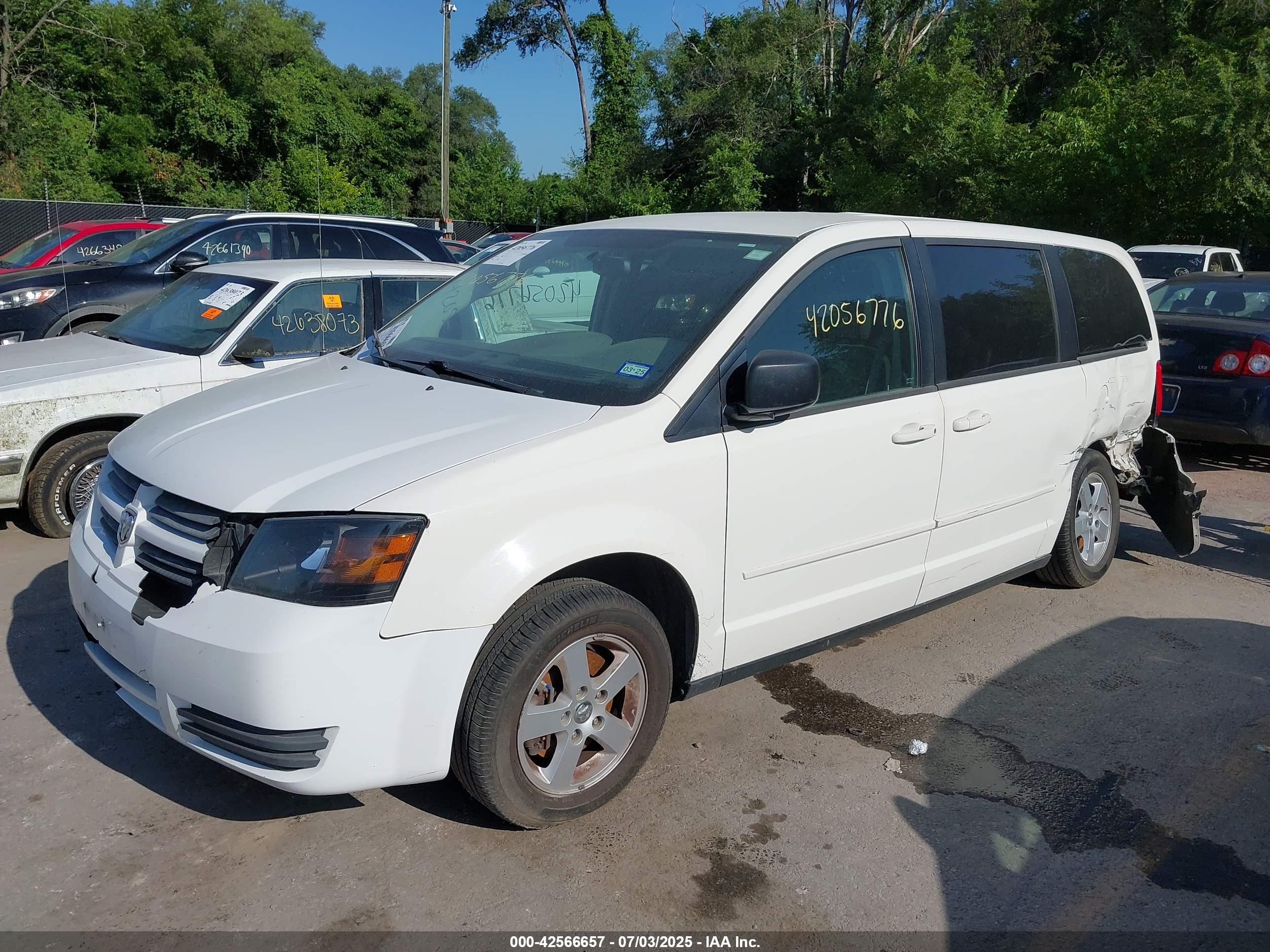 DODGE GRAND image 2