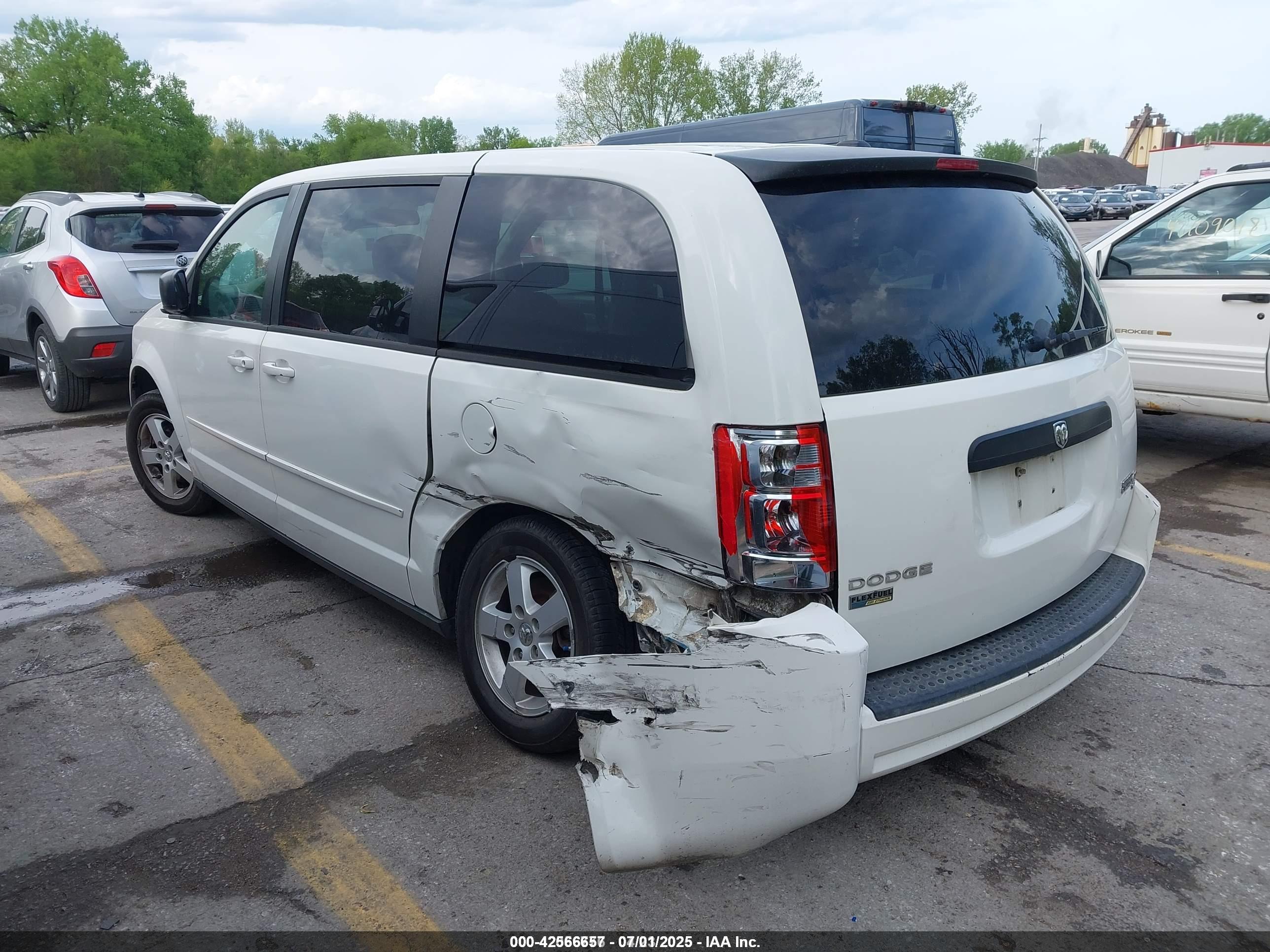 DODGE GRAND image 6