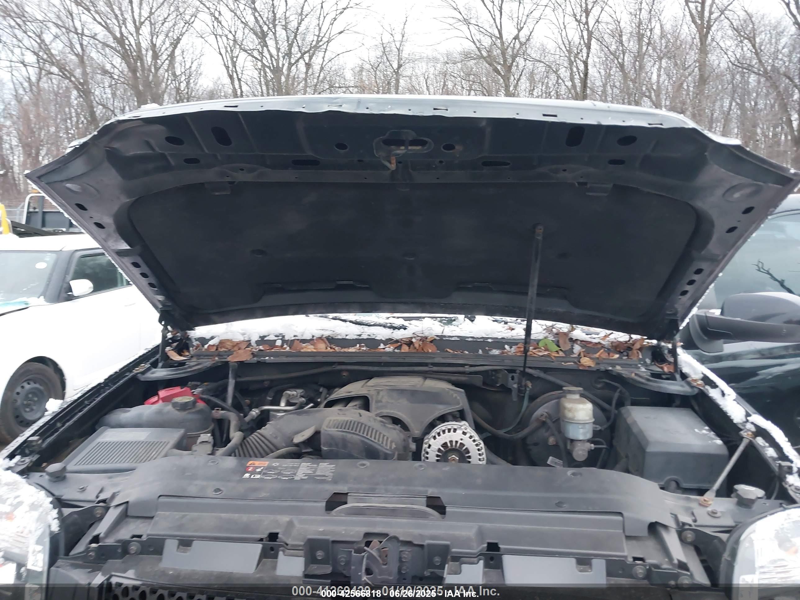 GMC YUKON image 10
