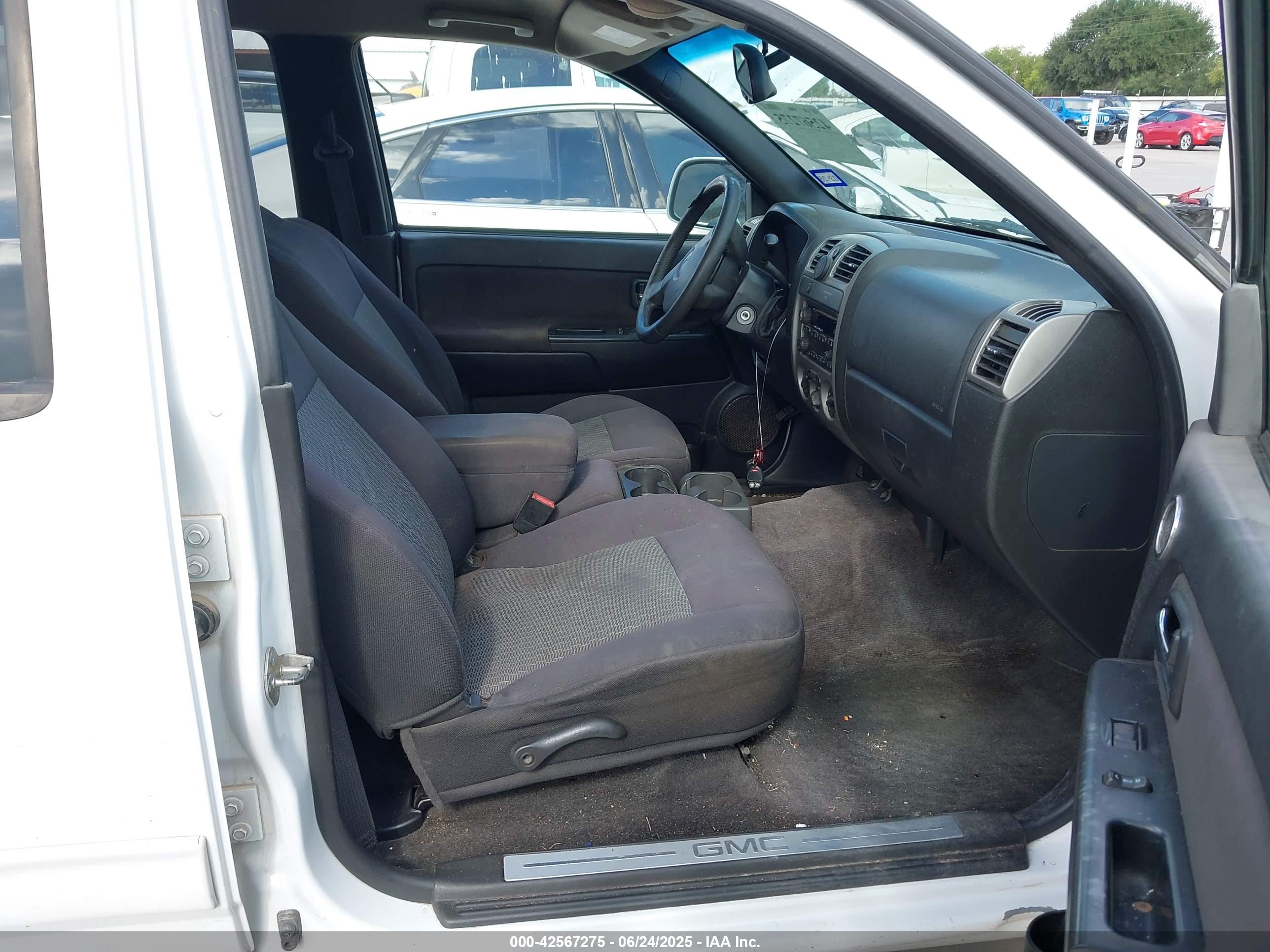 GMC CANYON image 5