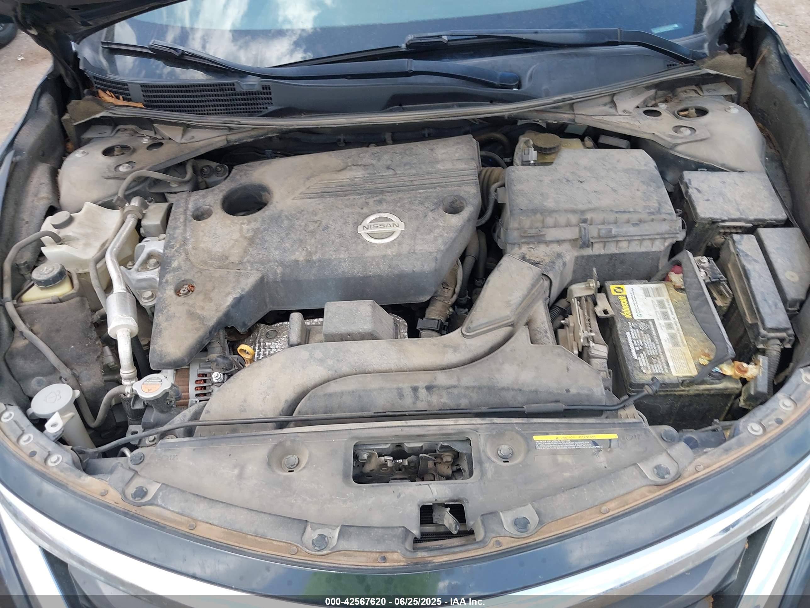 NISSAN ALTIMA image 10