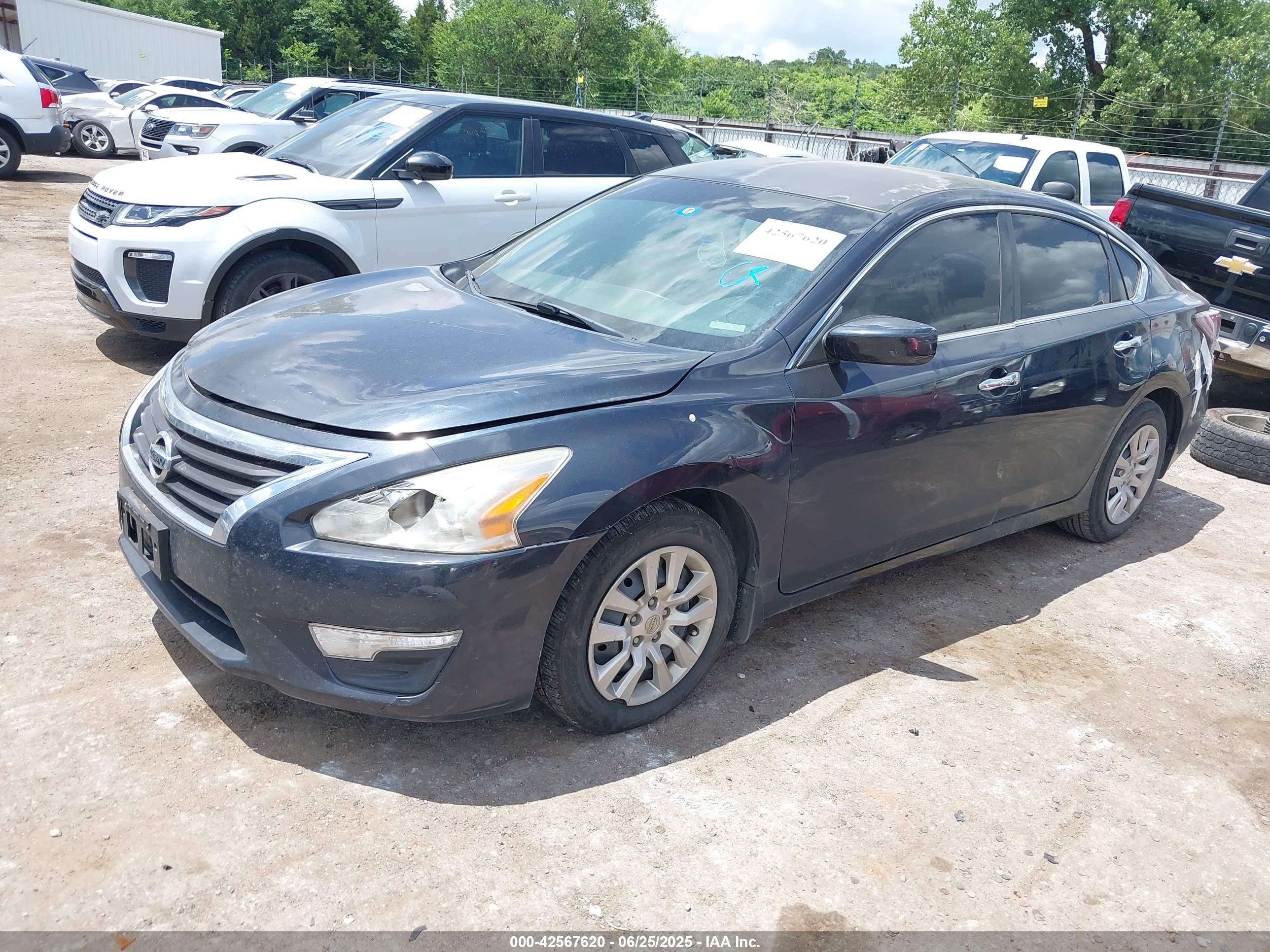 NISSAN ALTIMA image 2