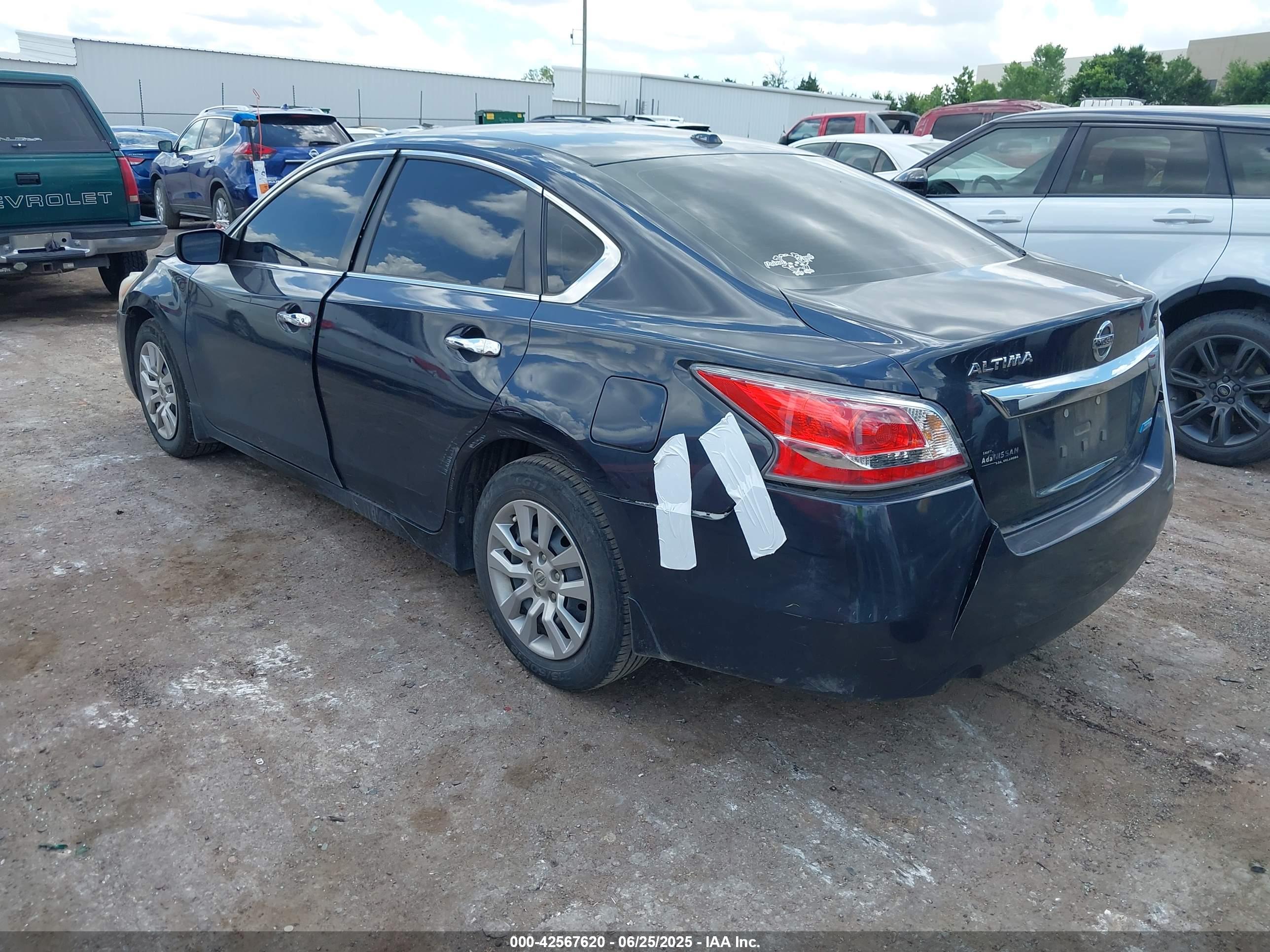 NISSAN ALTIMA image 3