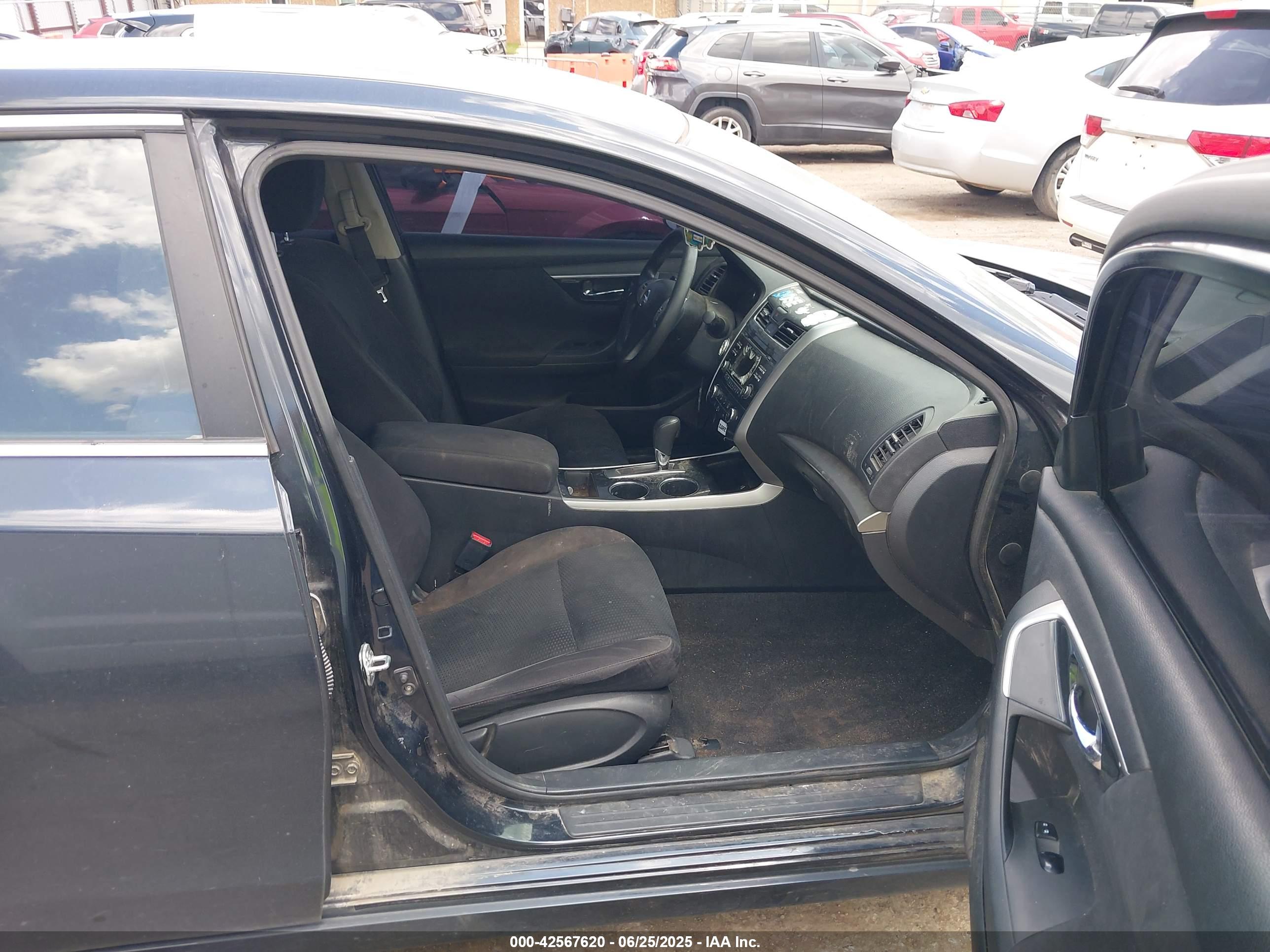 NISSAN ALTIMA image 5
