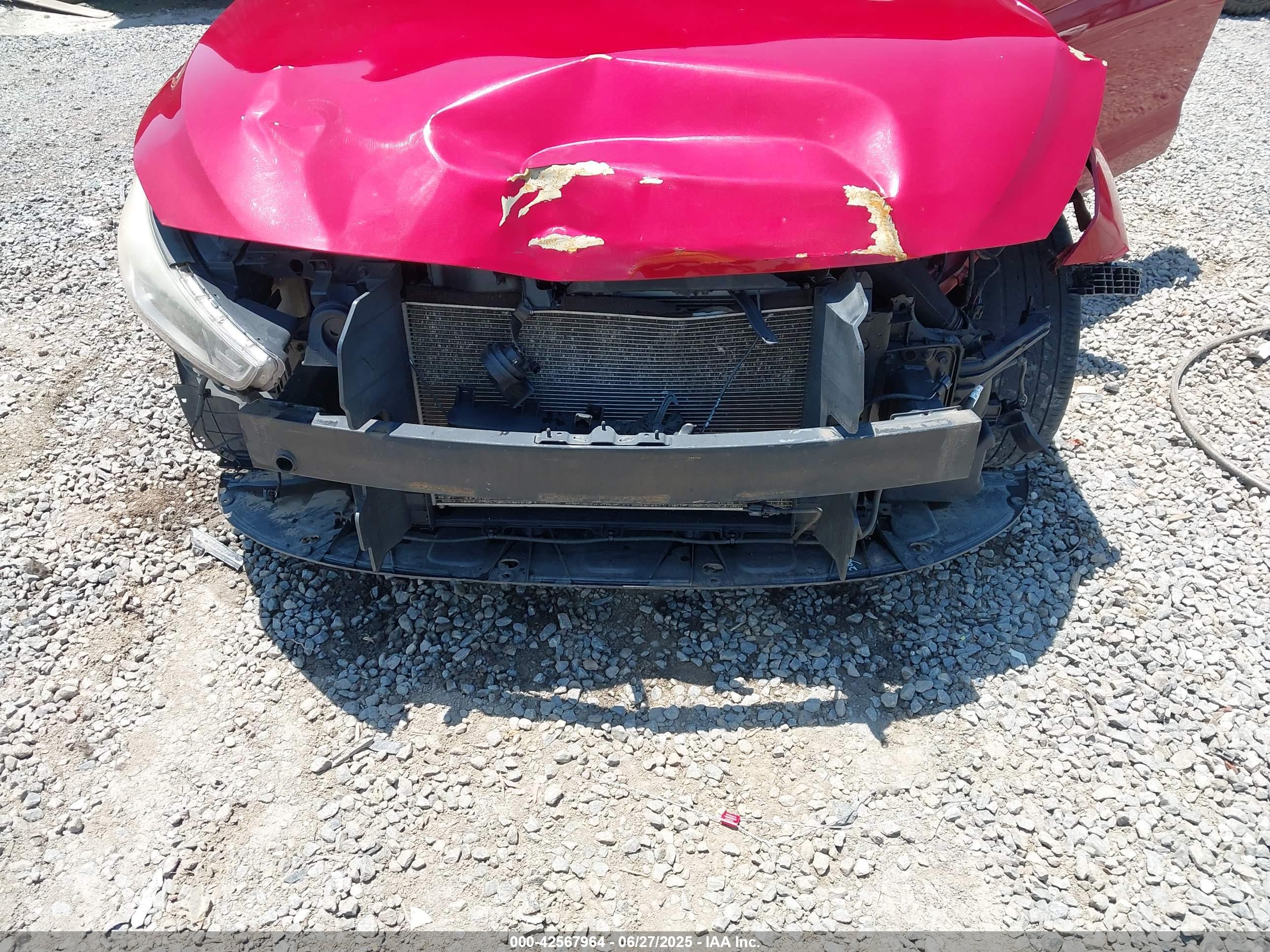 HYUNDAI ELANTRA image 6