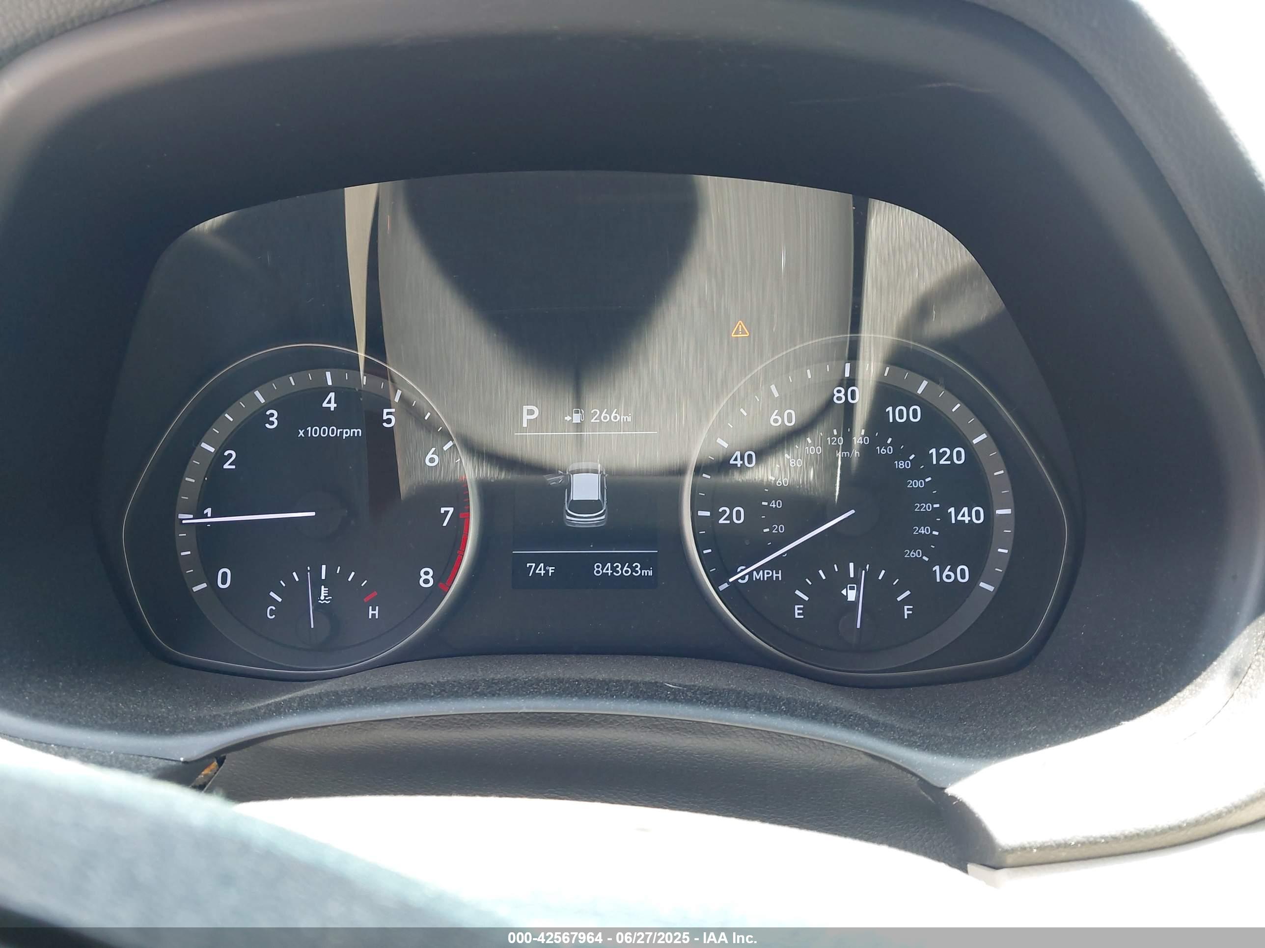 HYUNDAI ELANTRA image 7