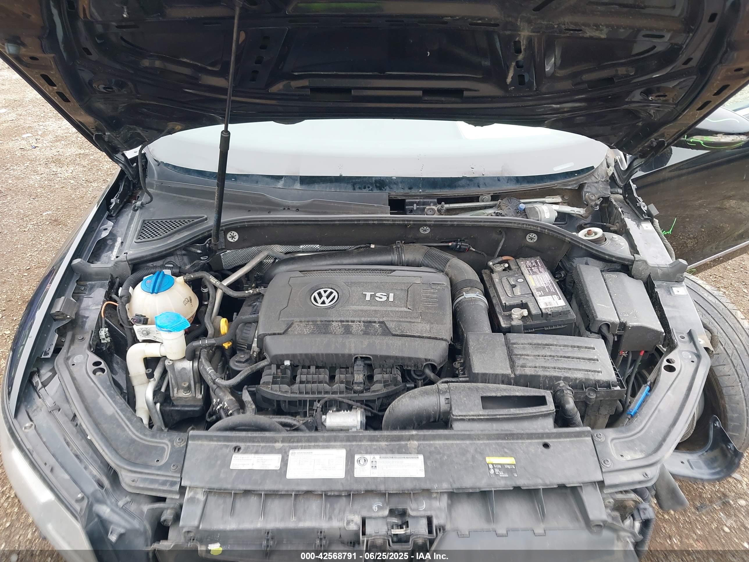VOLKSWAGEN PASSAT image 10