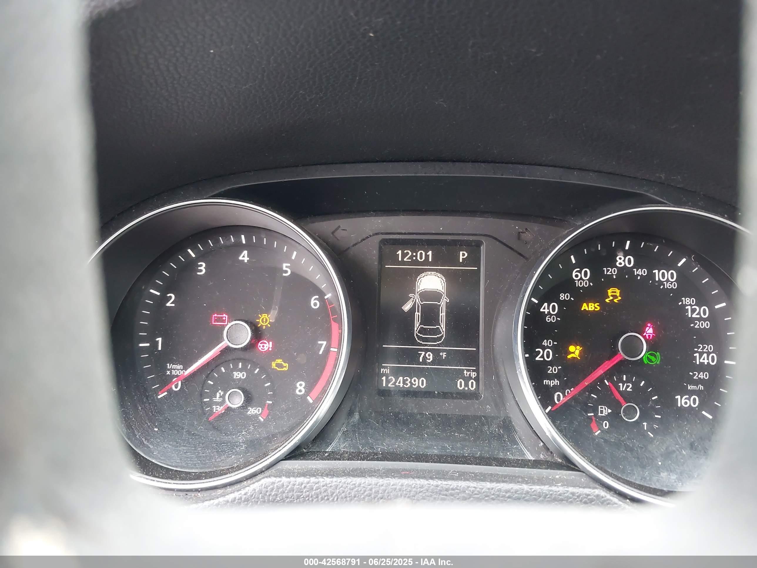 VOLKSWAGEN PASSAT image 7